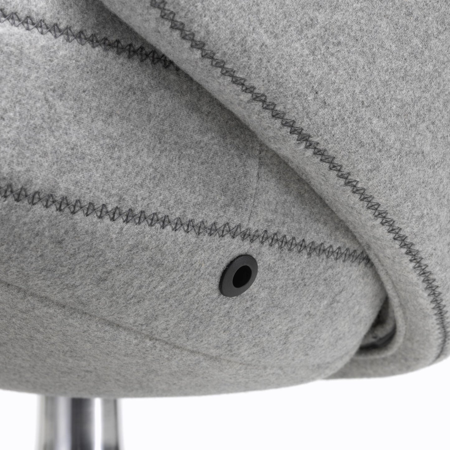 Vitra Repos Loungesessel drehbar mit Ottoman hoher Sessel & Hocker