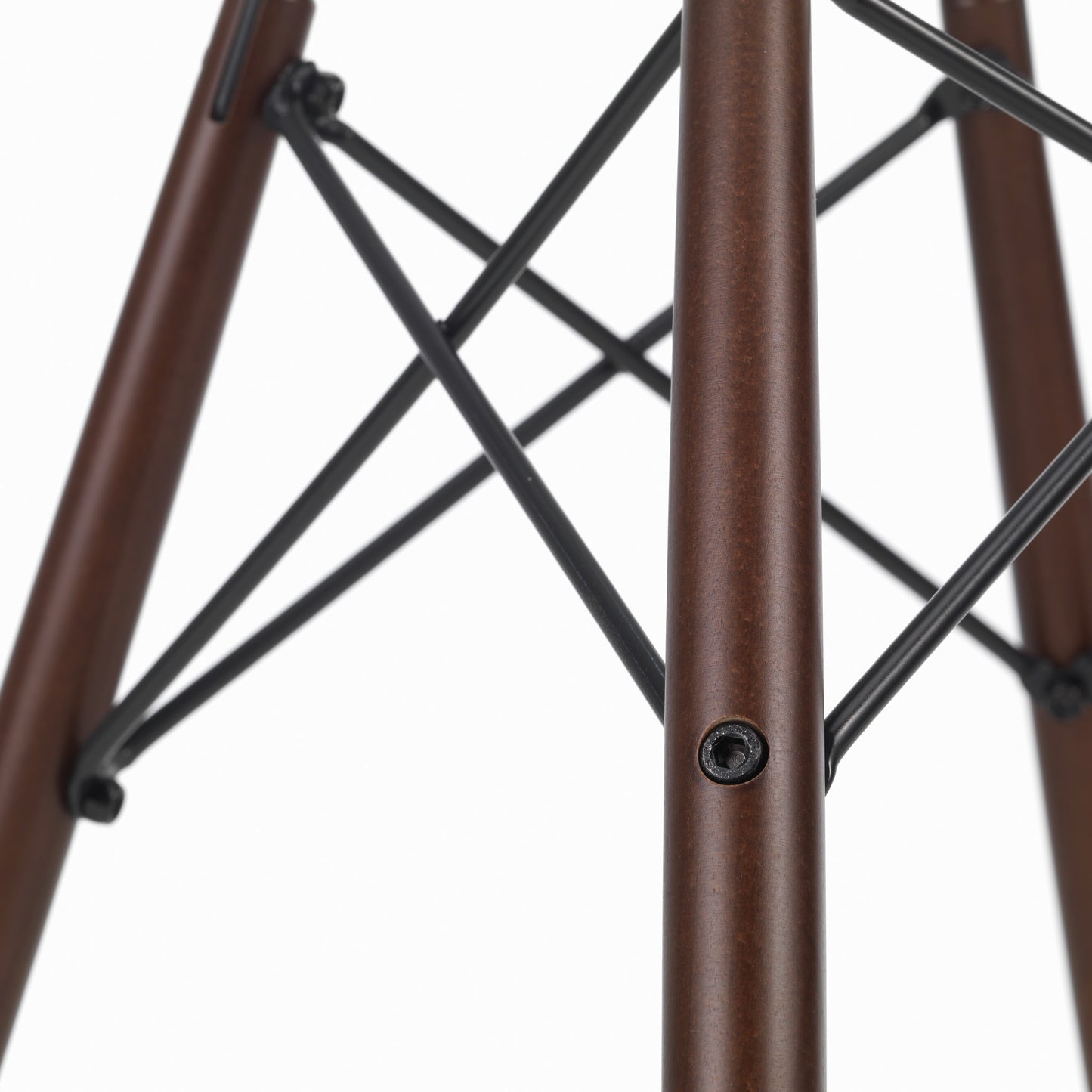 Vitra Eames Plastic Side Chair DSW RE Ahorn dunkel Kunststoff recycelt