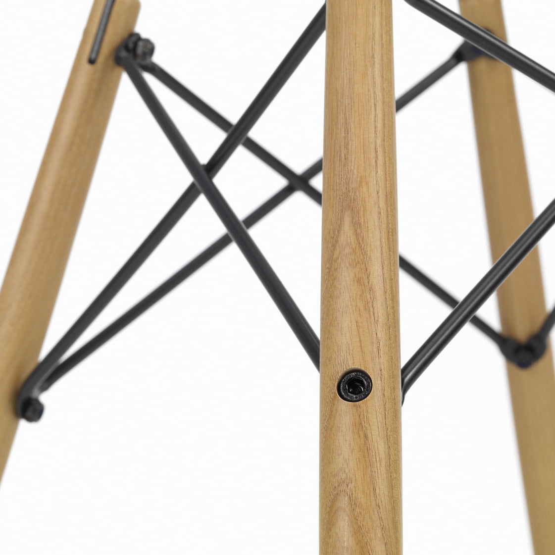 Vitra Eames Plastic Side Chair DSW RE Esche honigfarben Kunststoff recycelt