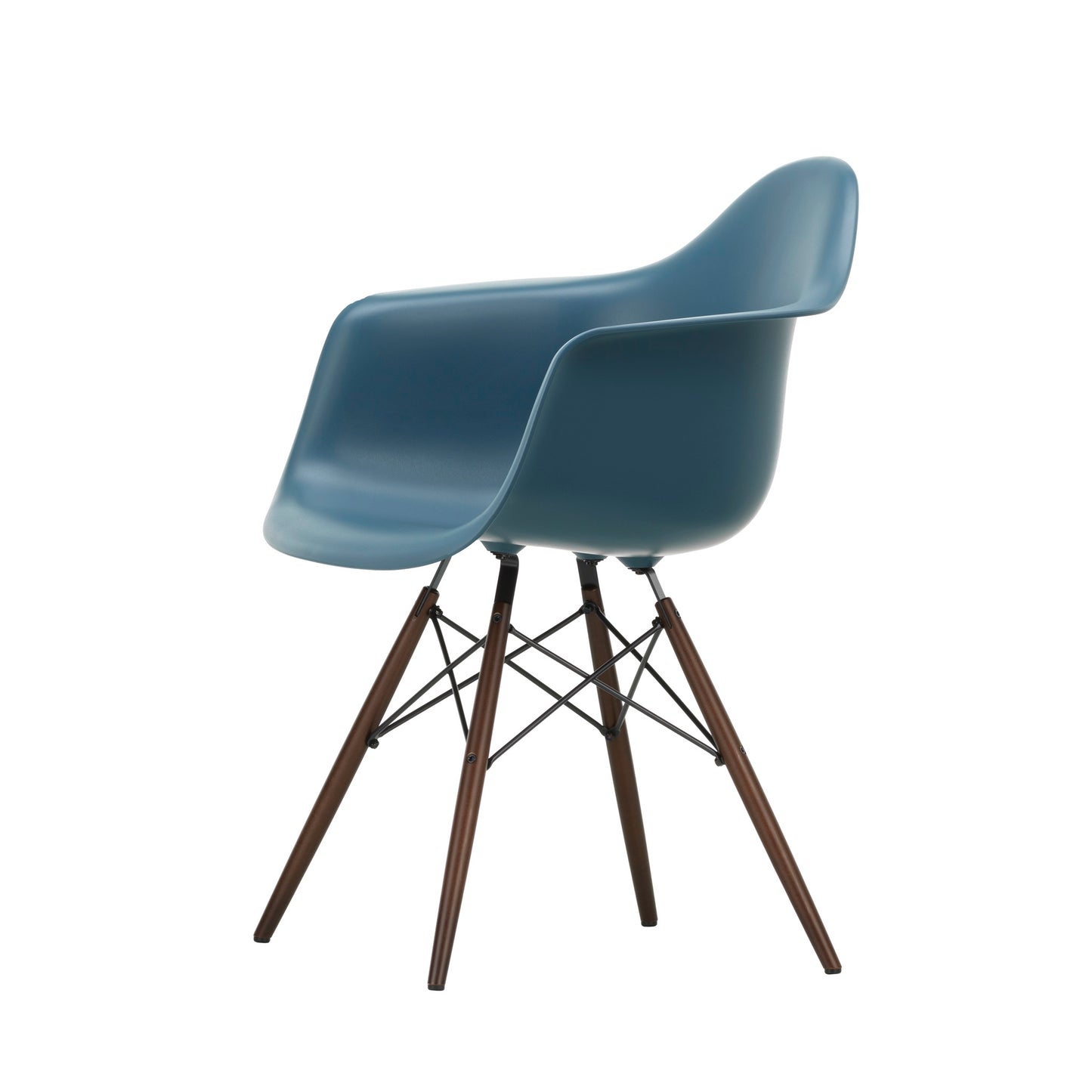 Vitra Eames Plastic Armchair DAW RE Ahorn dunkel Kunststoff recycelt