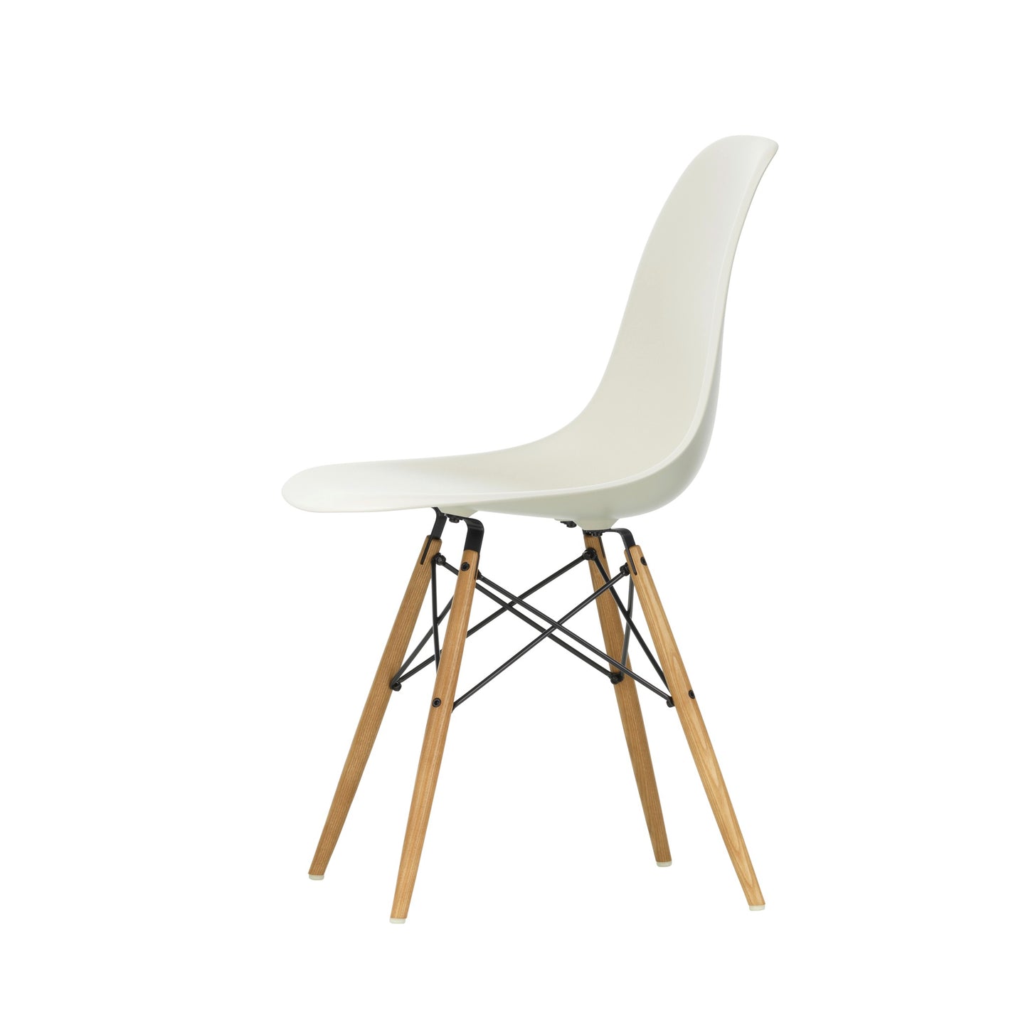Vitra Eames Plastic Side Chair DSW RE Esche honigfarben Kunststoff recycelt