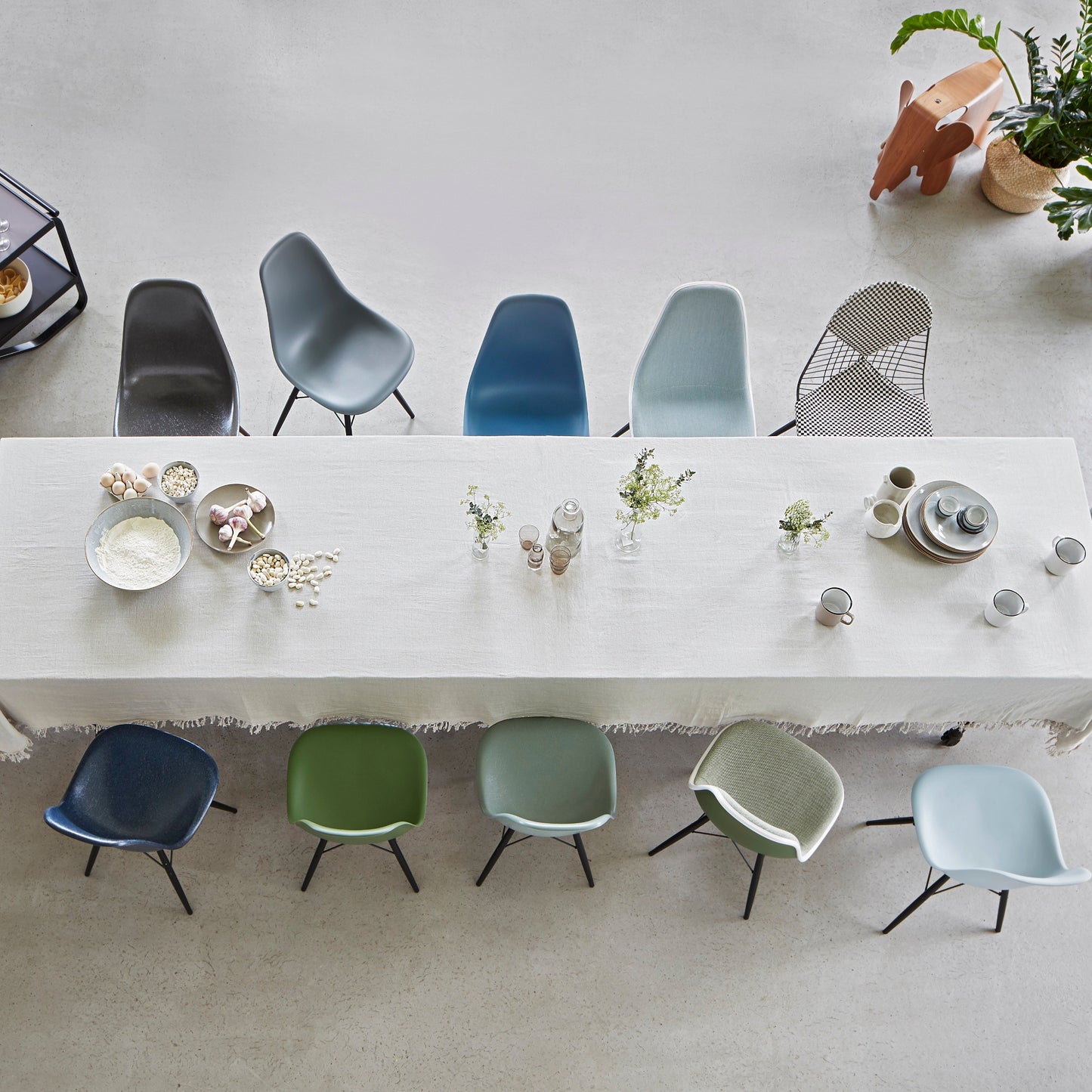 Vitra Eames Plastic Side Chair DSW RE Ahorn schwarz Kunststoff recycelt