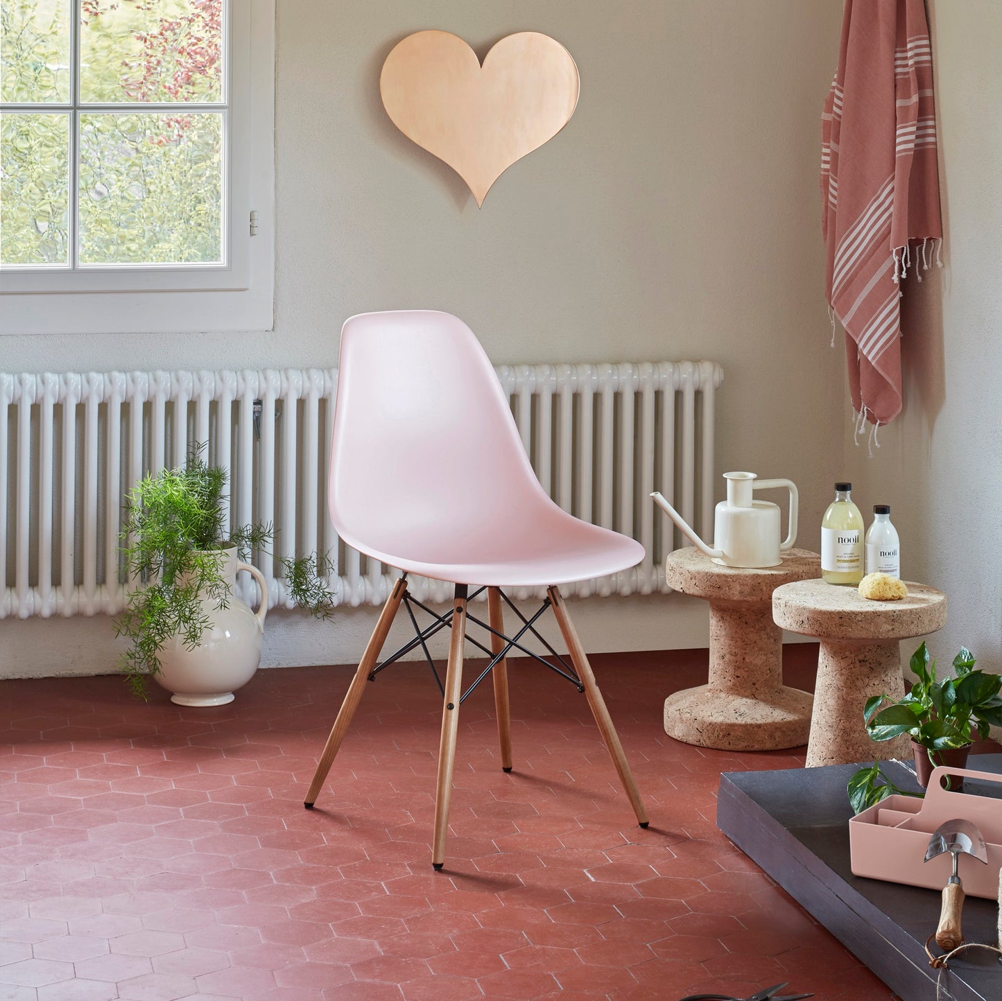 Vitra Eames Plastic Side Chair DSW RE Ahorn gelblich Kunststoff