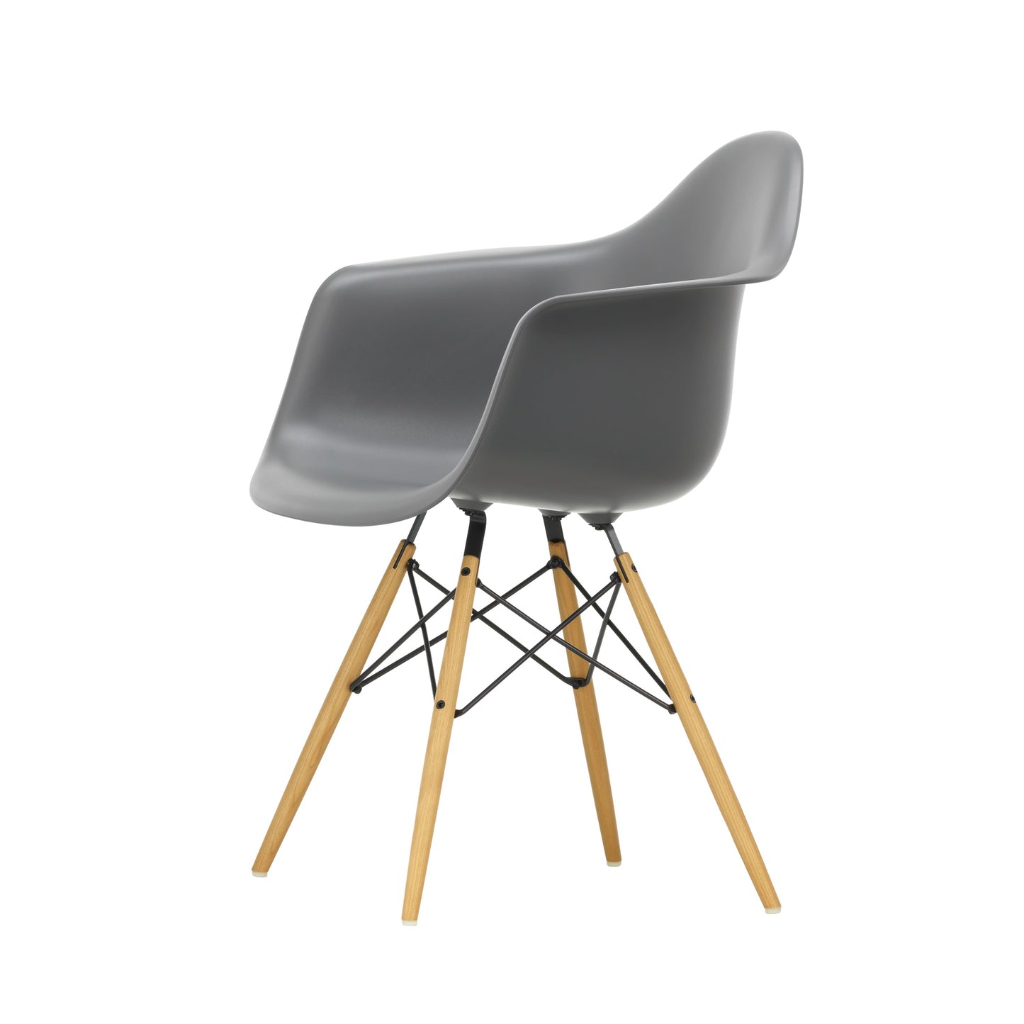Vitra Eames Plastic Armchair DAW RE Esche honigfarben Kunststoff recycelt