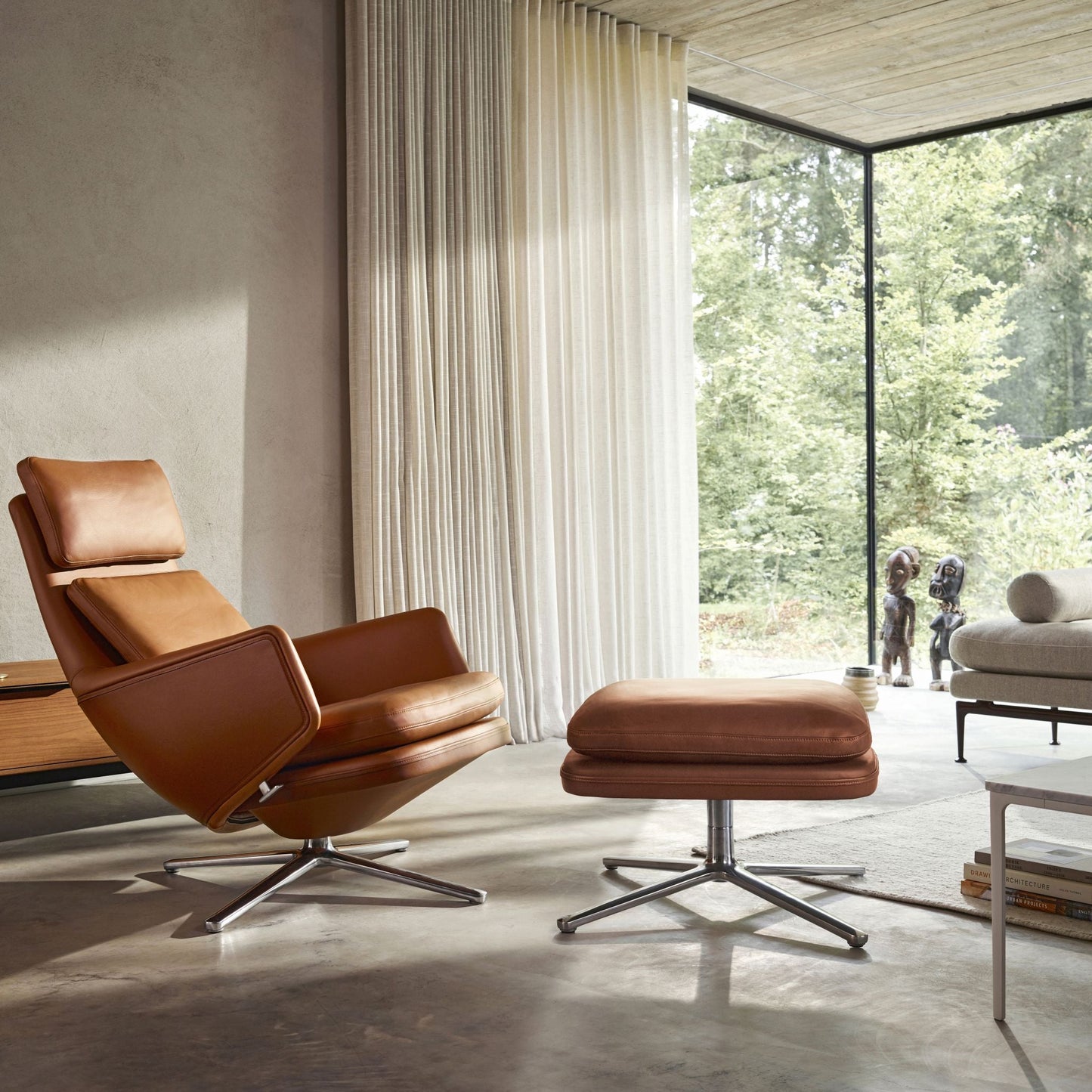 Vitra Grand Relax Loungesessel drehbar mit Ottoman hoher Sessel & Hocker