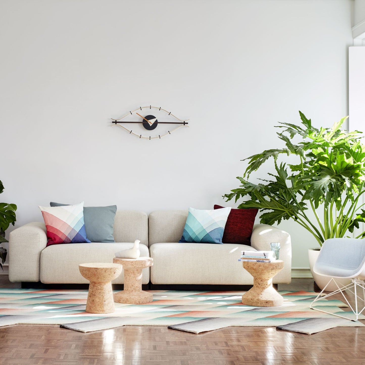 Vitra Herringbone Pillows Raw-Edges Zierkissen 40 x 40 cm mit Farbverlauf