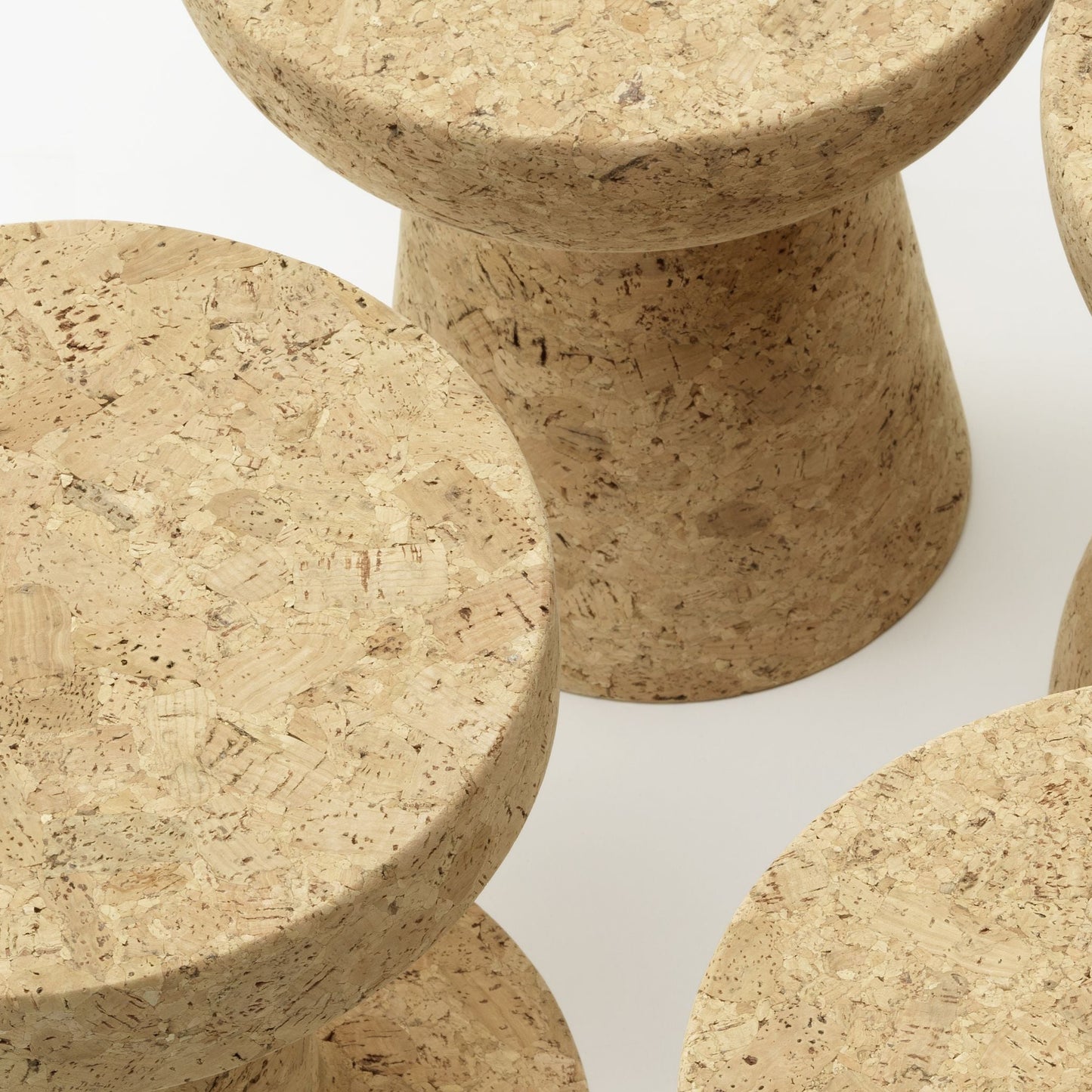 Vitra Cork Family Jasper Morrison Hocker Beistelltisch rund