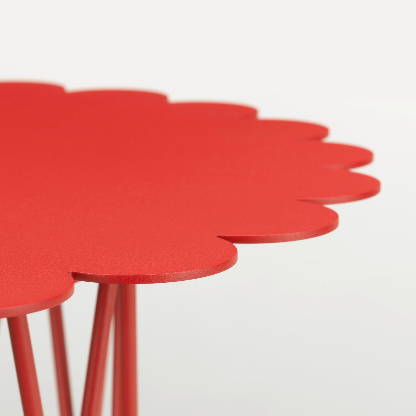 Vitra Flower Table klein Beistelltisch Stahl pulverbeschichtet