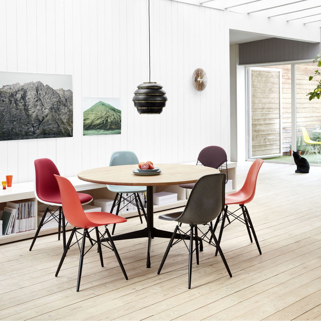 Vitra Eames Plastic Side Chair DSW RE Ahorn schwarz Kunststoff recycelt