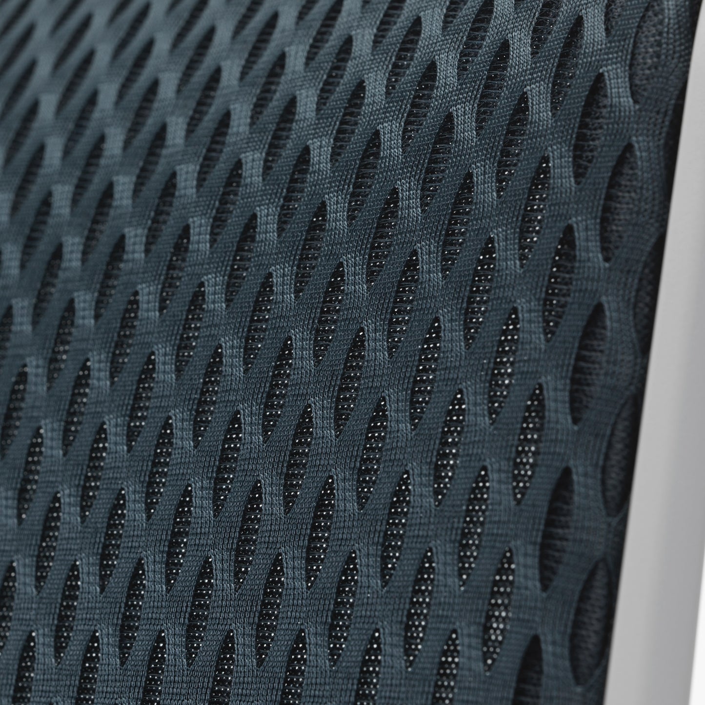 Vitra ID Mesh Bürostuhl mit Netzrücken Diamond Mesh Sitzbezug Plano