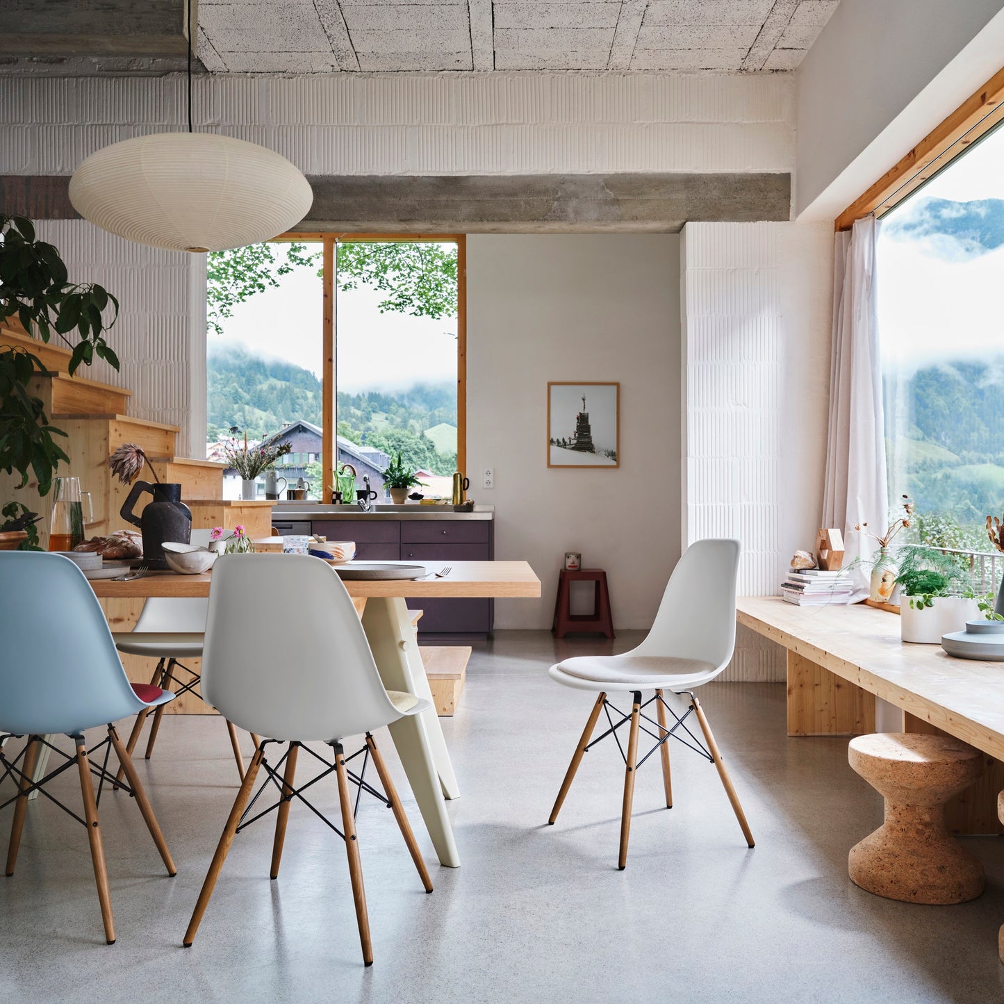 Vitra Eames Plastic Side Chair DSW RE Esche honigfarben Kunststoff recycelt