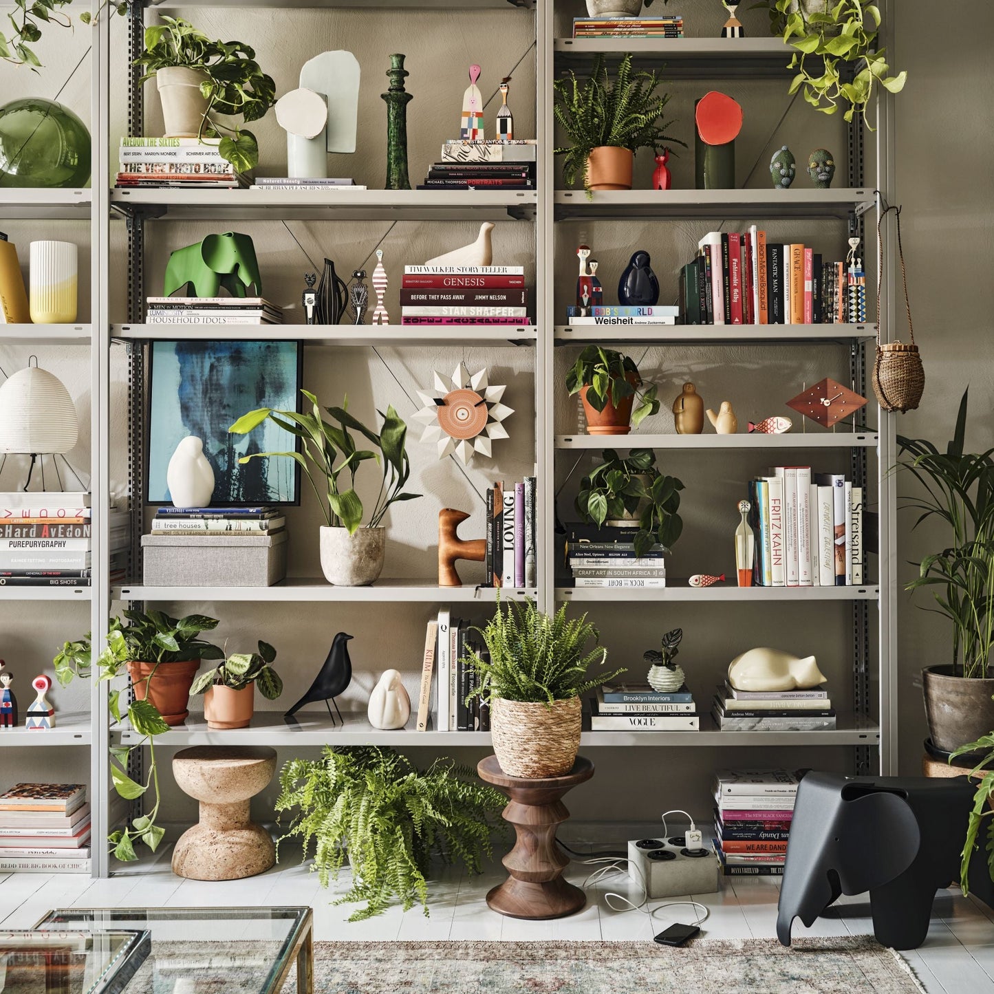 Vitra Stools von Charles & Ray Eames Hocker Beistelltisch Skulptur