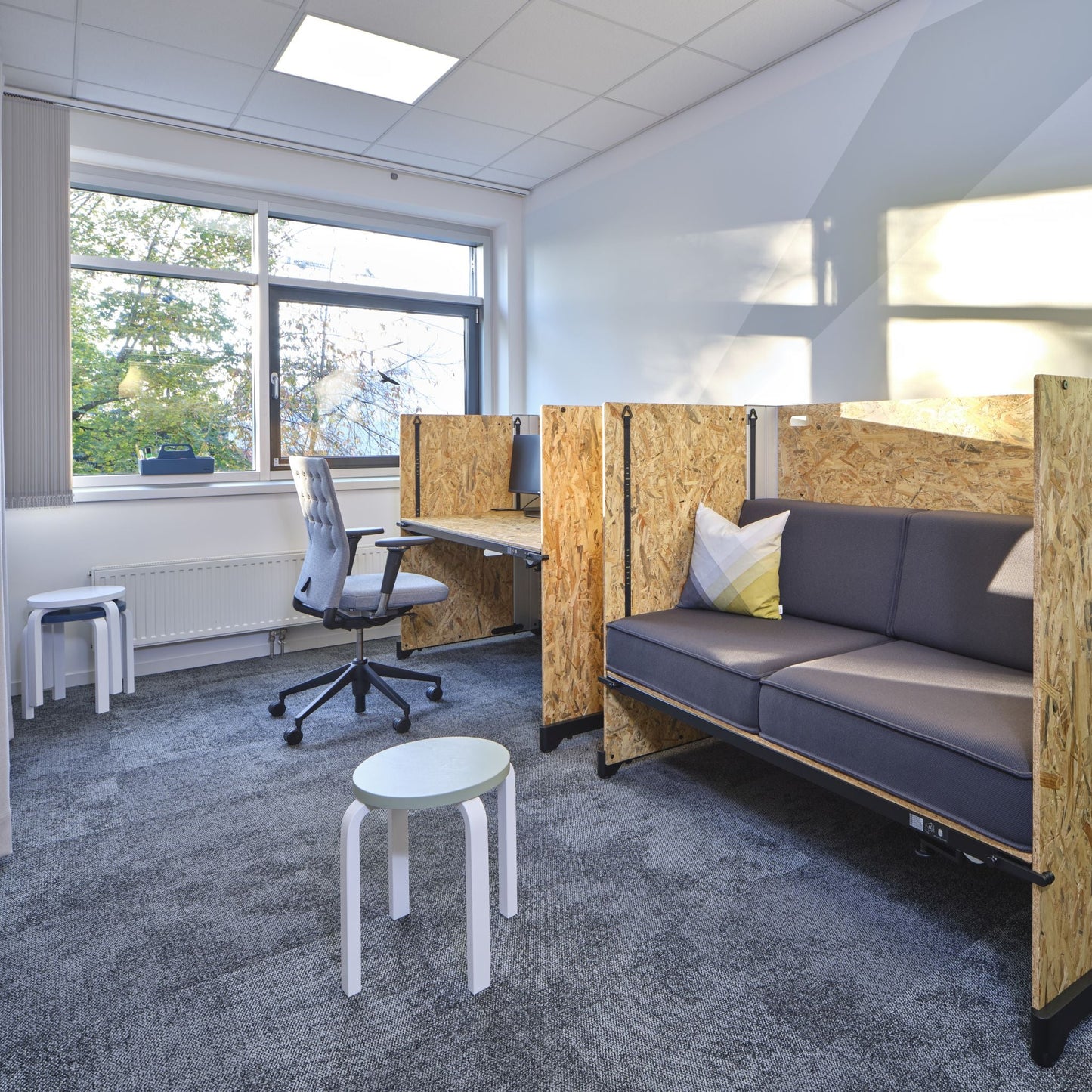 Vitra ID Trim Bürostuhl Sitz- und Rückenlehne gepolstert Bezug Laser RE