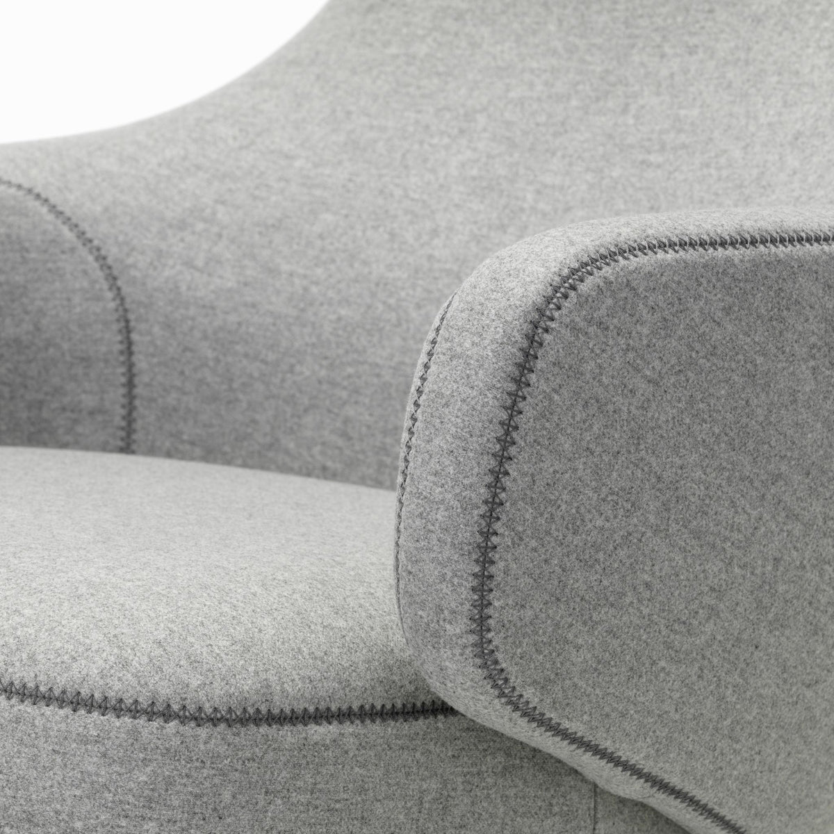 Vitra Repos Loungesessel drehbar mit Ottoman hoher Sessel & Hocker