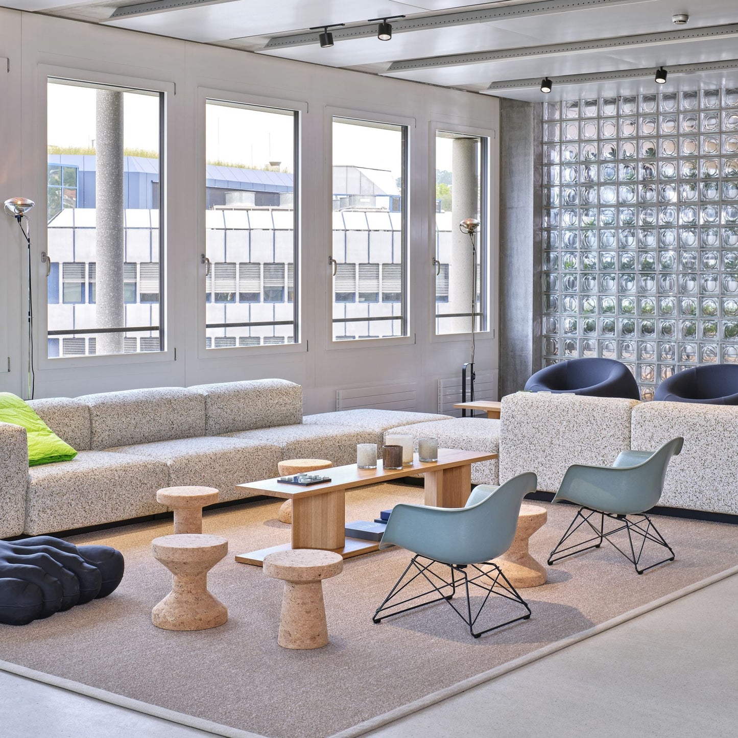 Vitra Cork Family Jasper Morrison Hocker Beistelltisch rund