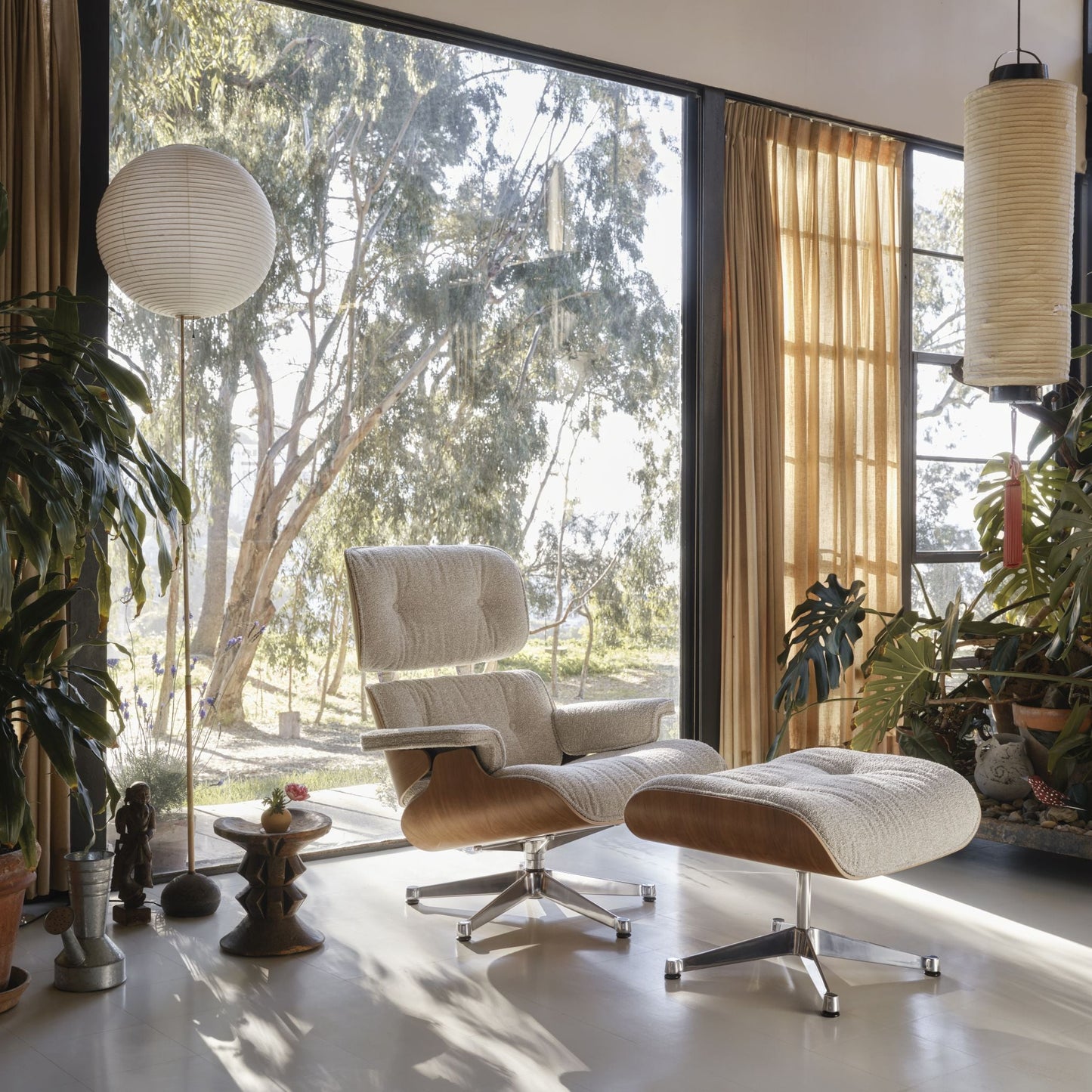 Vitra Eames Ottoman für Lounge Chair Hocker einzeln Stoff / Leder & Furnier