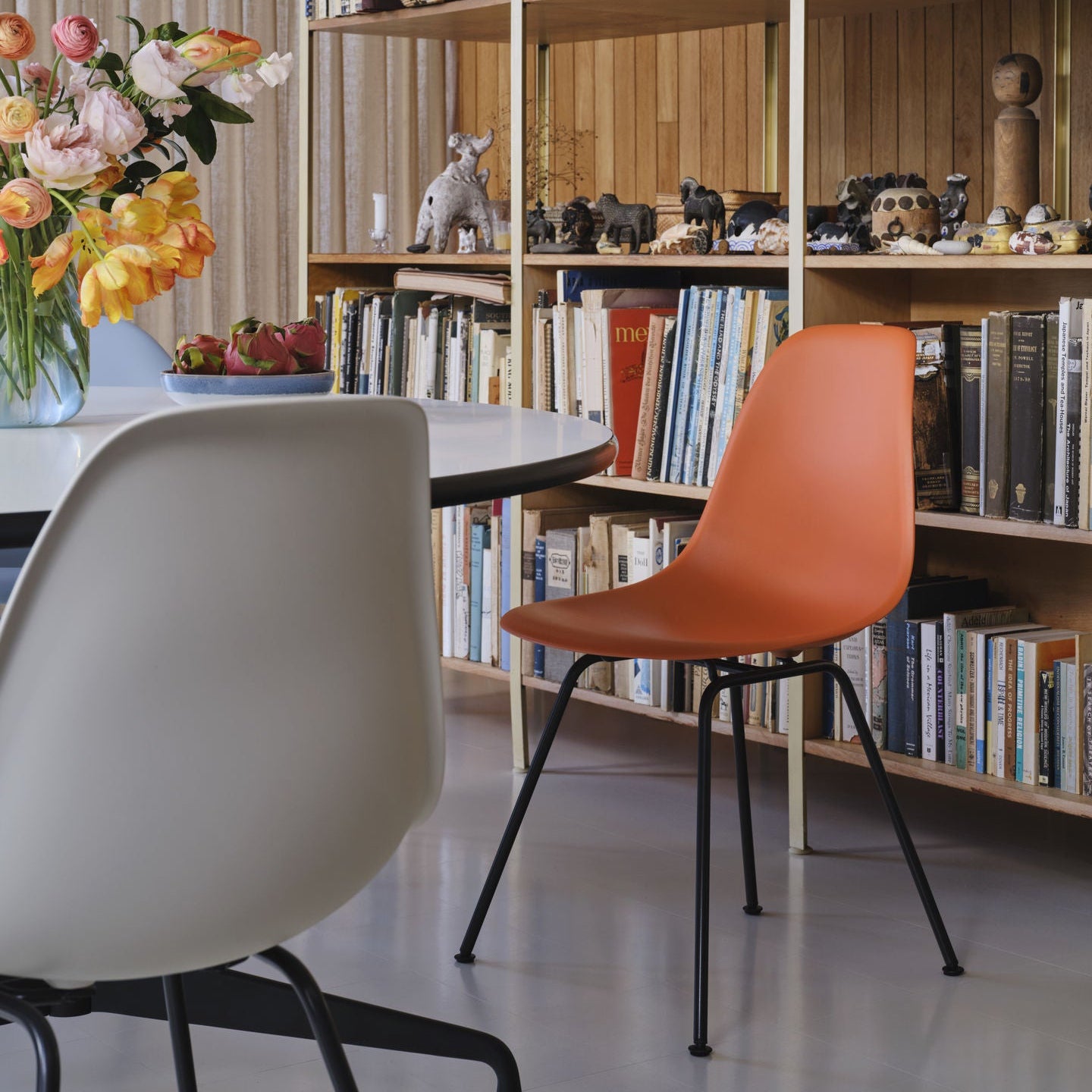 Vitra Eames Plastic Side Chair DSX RE Stuhl Kunststoff 4-Fuß pulverbeschichtet