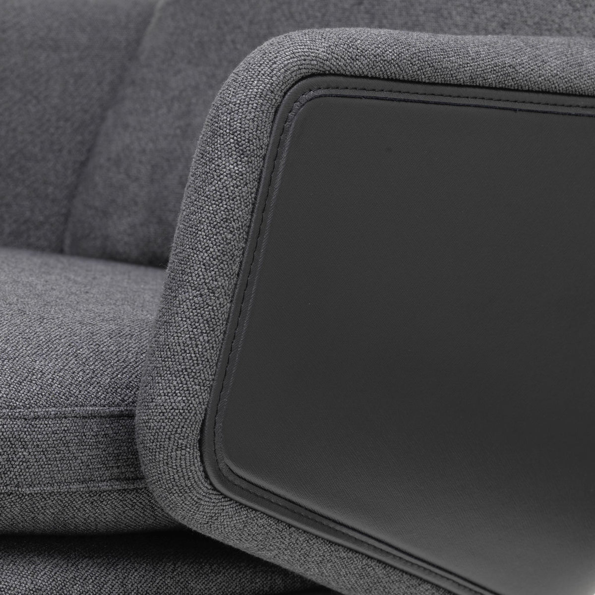 Vitra Grand Relax Loungesessel drehbar hoher Sessel einzeln Synchronmechanik