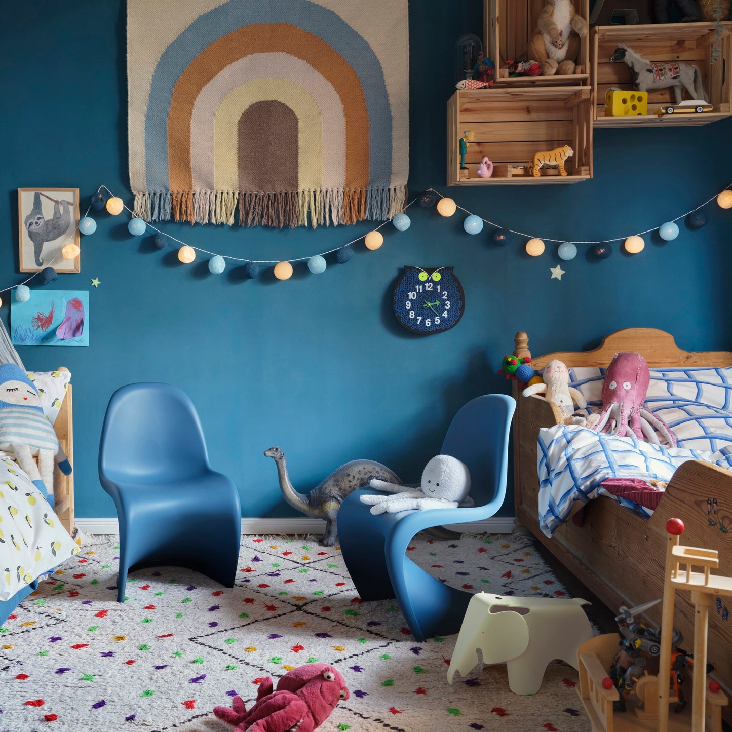 Vitra Zoo Timer "Omar the Owl" Wanduhr für Kinder in Eulenform