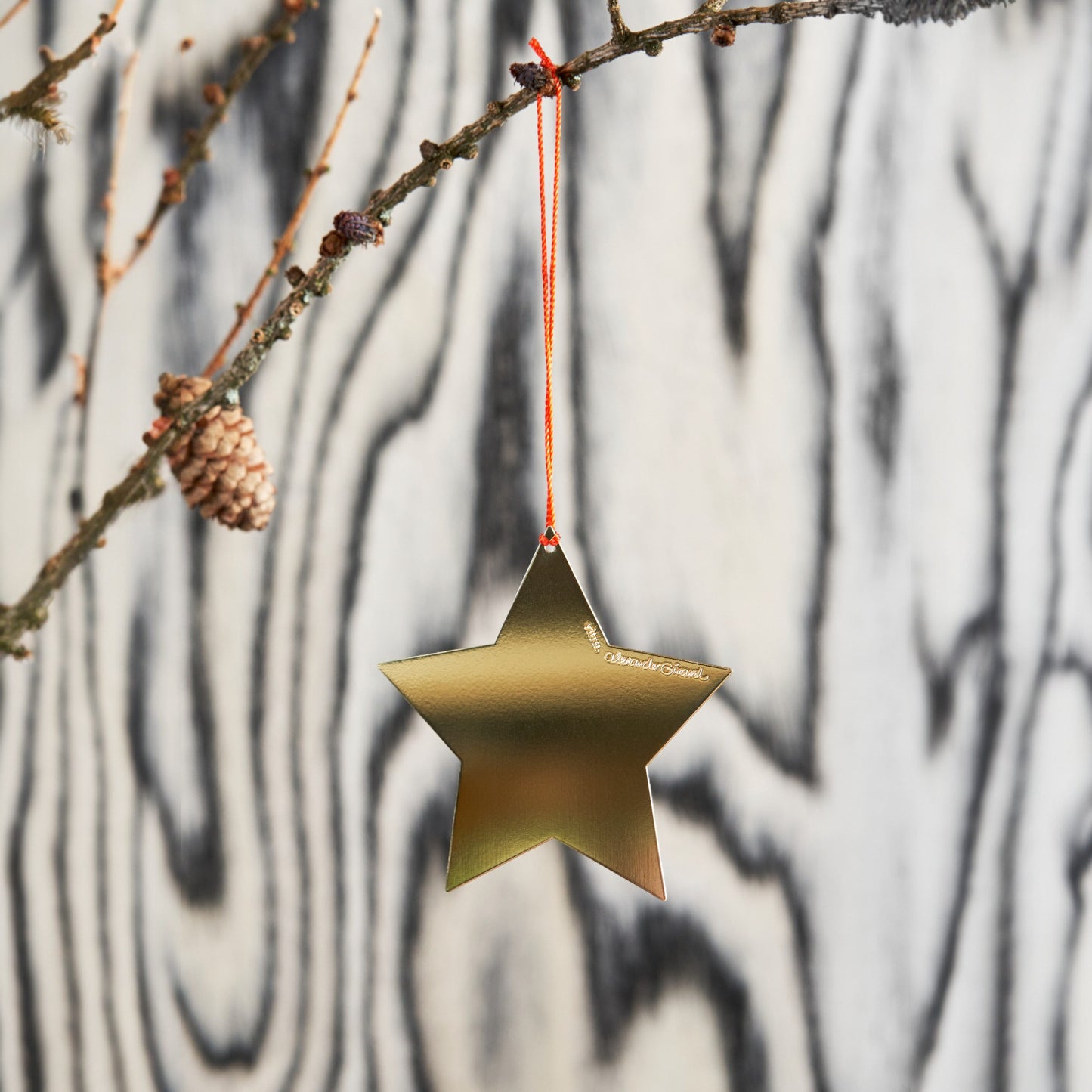 Vitra Girard Ornamente Dekoanhänger gold
