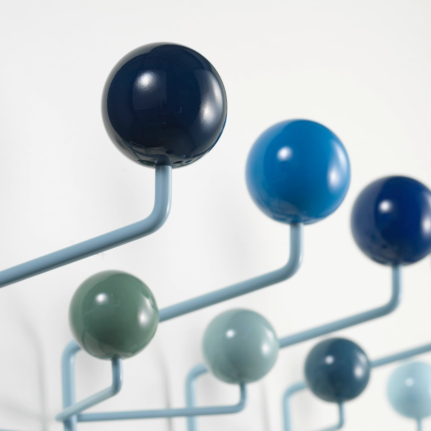 Vitra Eames Hang it all Wandgarderobe NEUE Farben