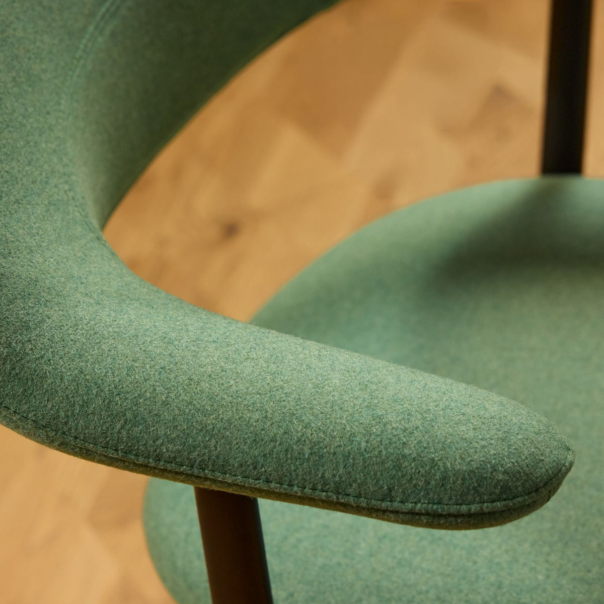 Vitra Mynt Soft Bürostuhl Sitz & Rücken weich gepolstert