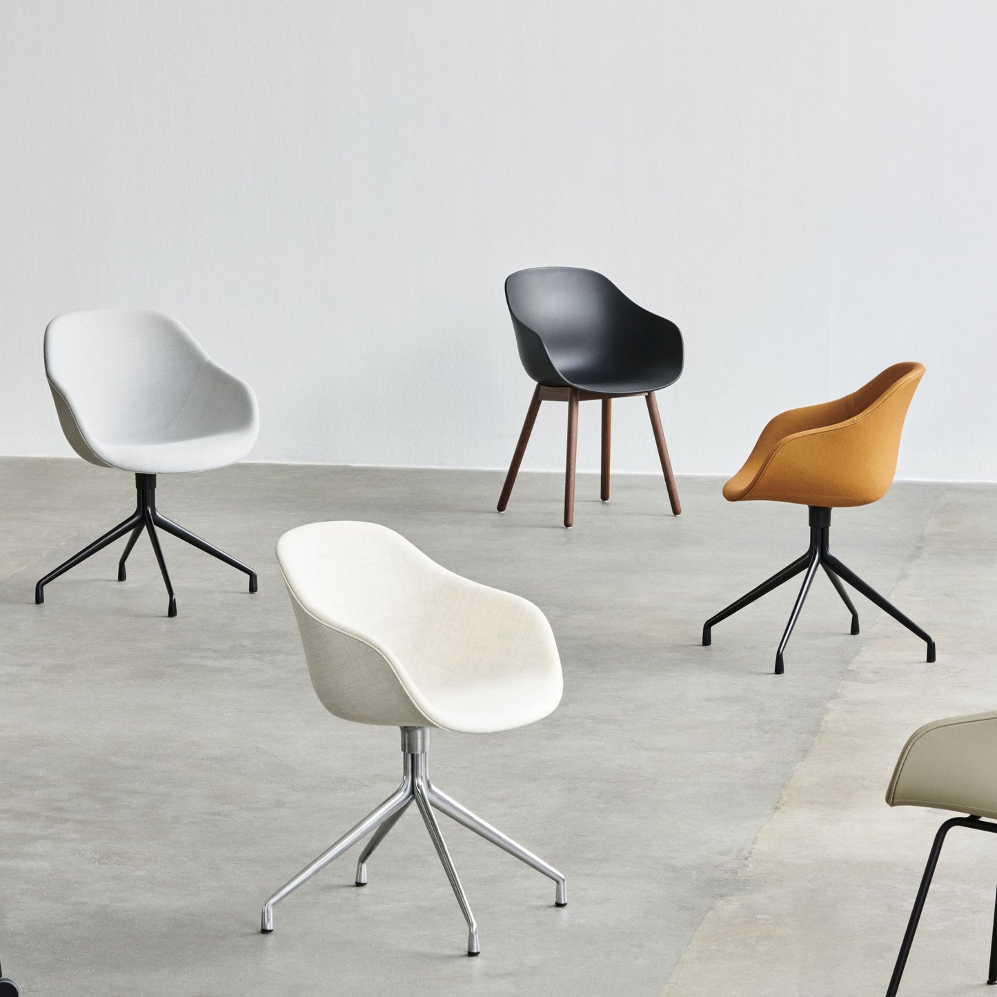 HAY About A Chair AAC 212 Stuhl Kunststoffschale Holzgestell 4-Fuß