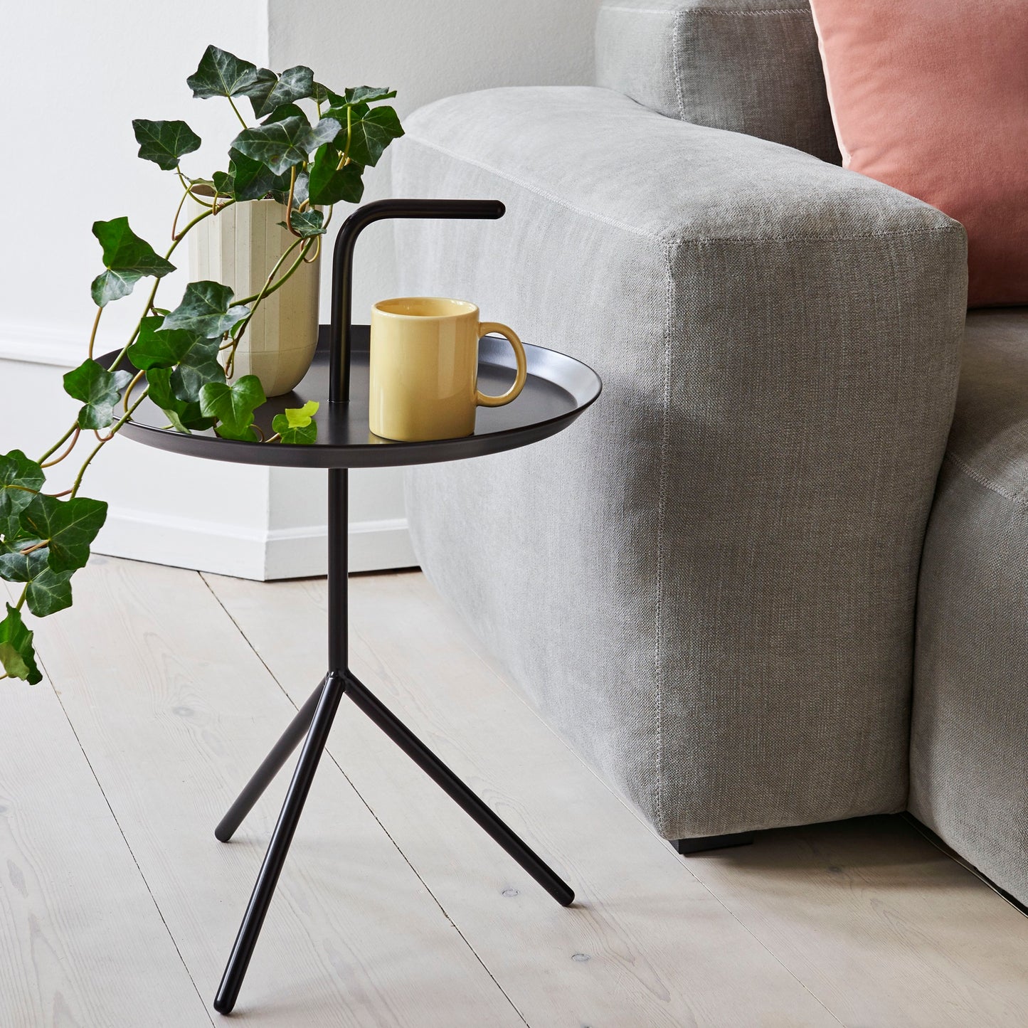 HAY DLM Beistelltisch Metall pulverbeschichtet