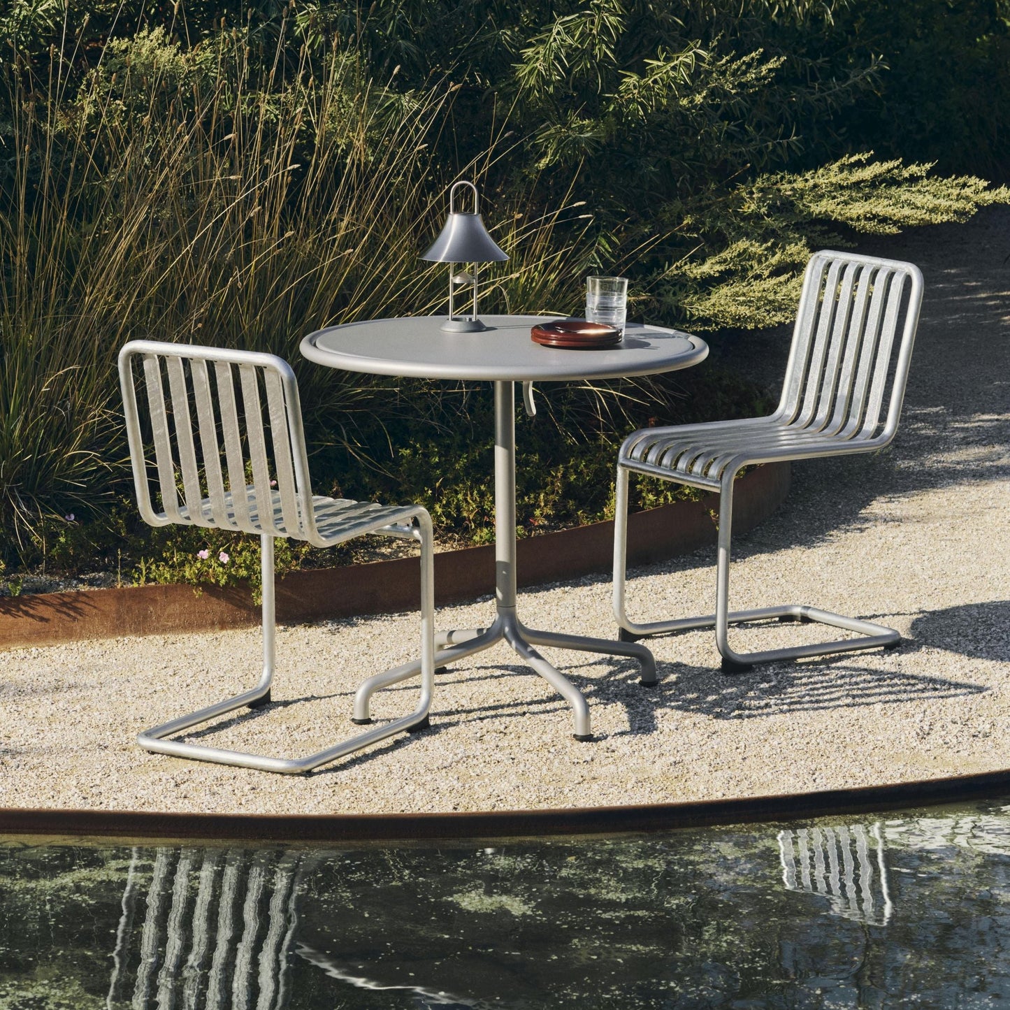 HAY Palissade Cantilever Chairs Outdoor-Stuhl Freischwinger