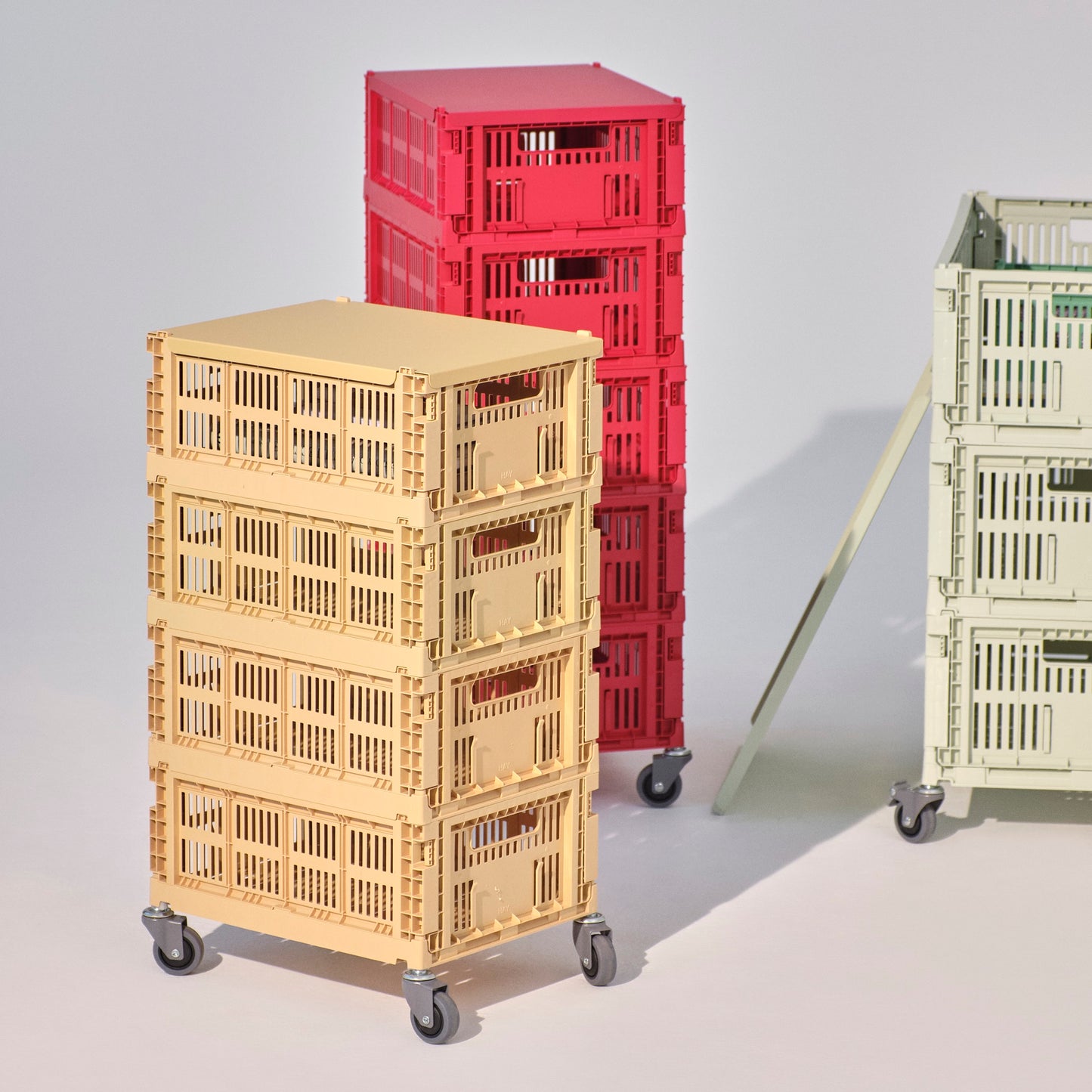 HAY Color Crate Korb Klapp-Box M medium Kunststoff recycelt powder rosa