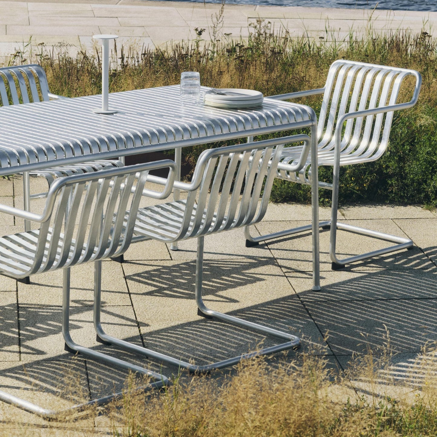HAY Palissade Table Outdoor-Tisch Stahl 220 x 90 H 75cm