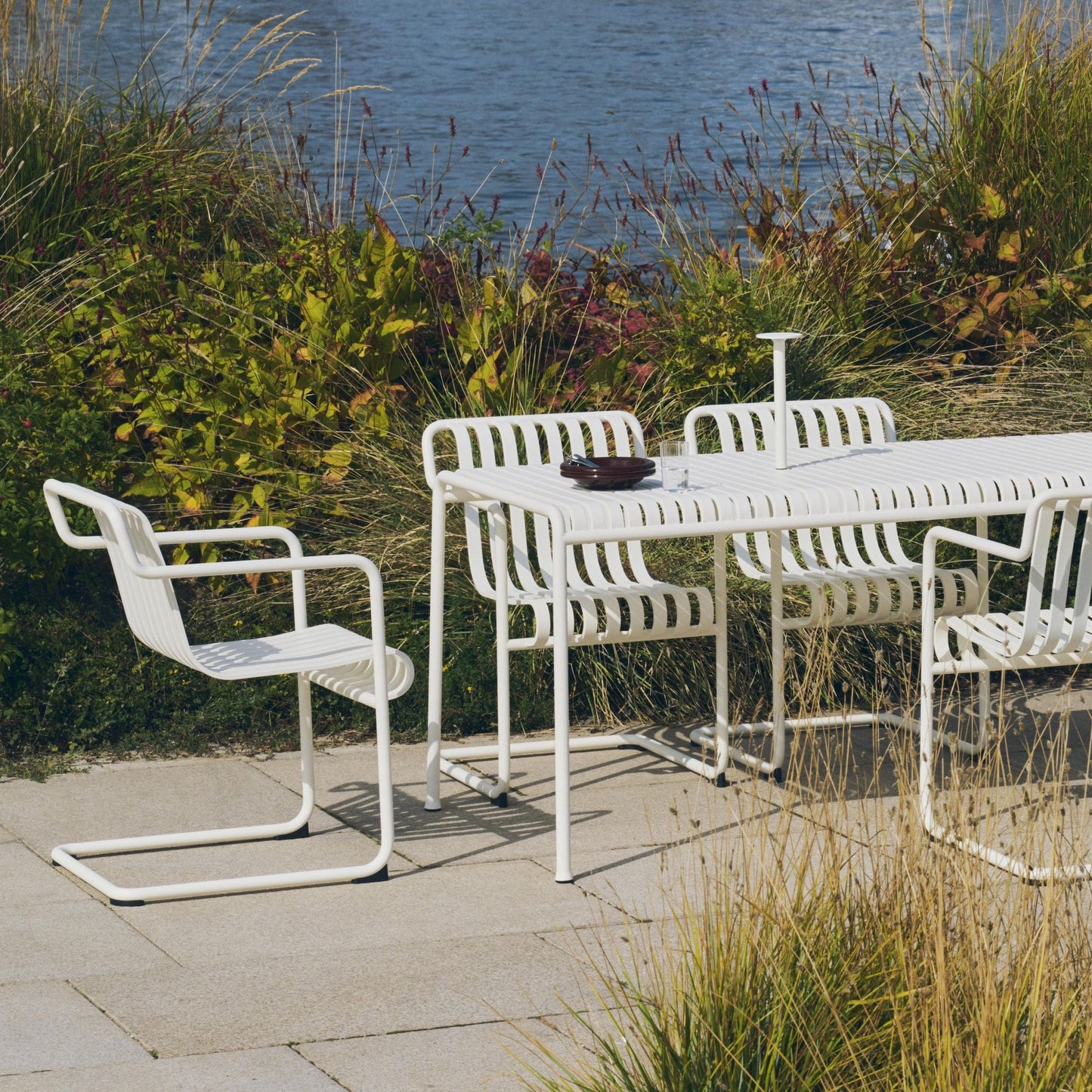 HAY Palissade Cantilever Chairs Outdoor-Stuhl Freischwinger