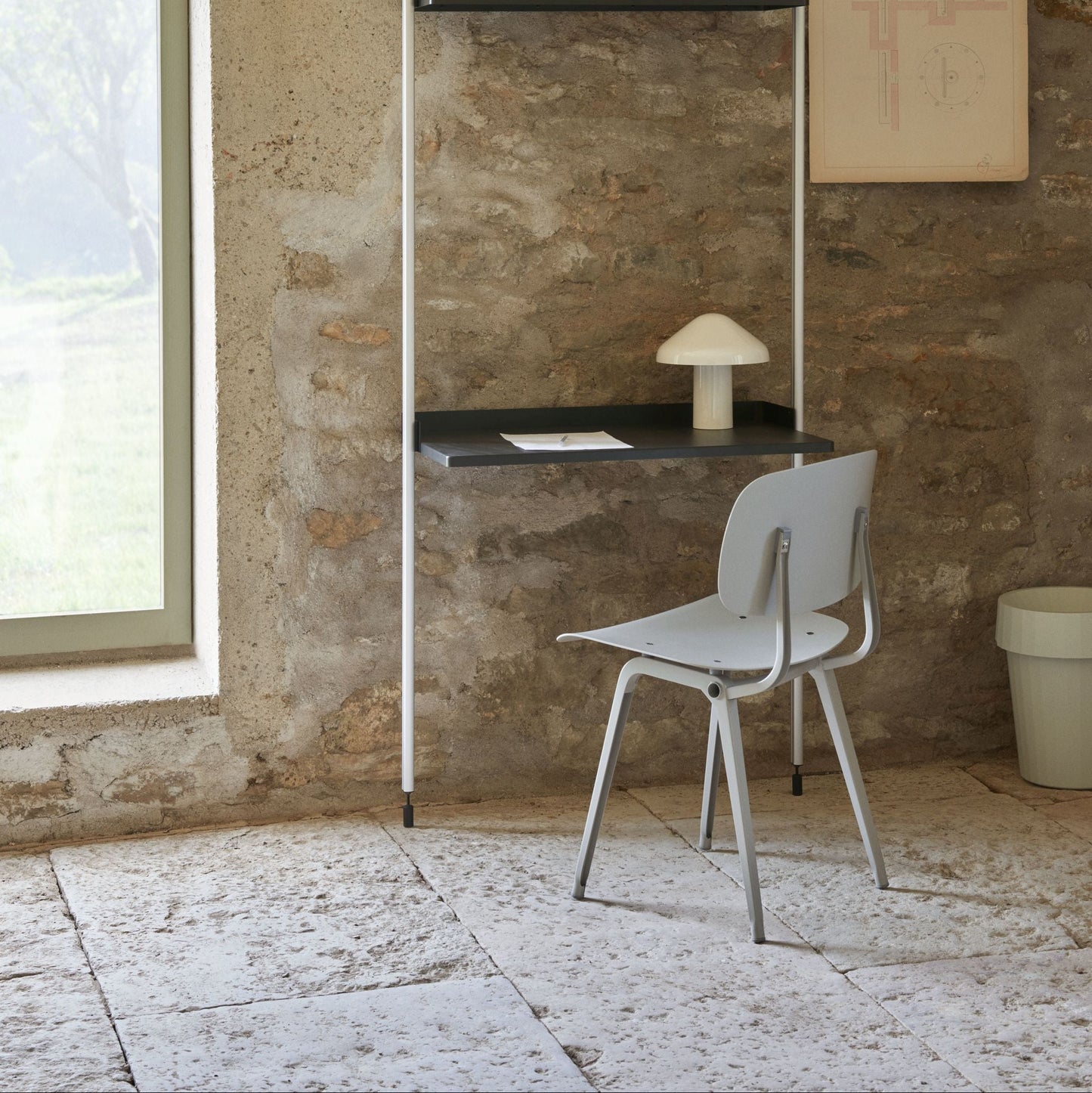 Hay Revolt Chair 4-Fuß-Stuhl Sitz & Rücken ABS-Kunststoff Stahlgestell