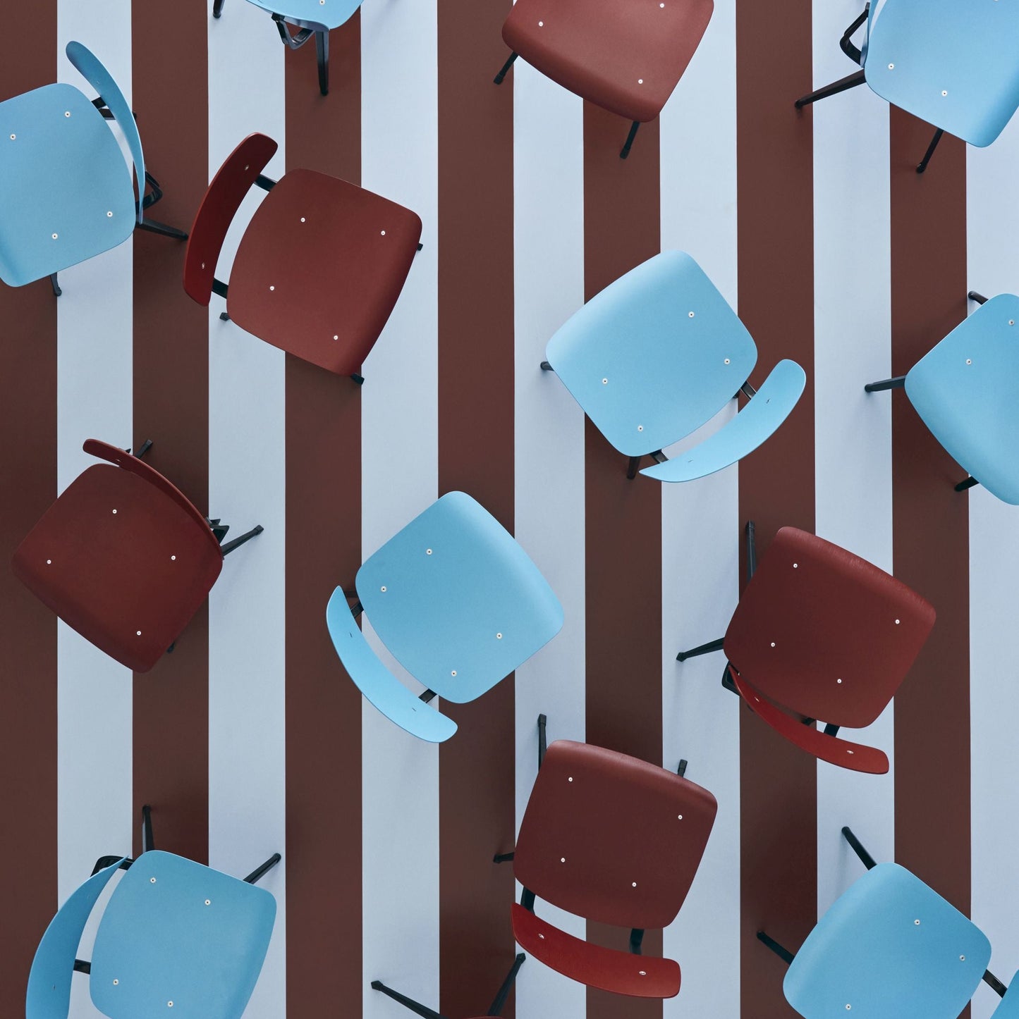 Hay Revolt Chair 4-Fuß-Stuhl Sitz & Rücken ABS-Kunststoff Stahlgestell