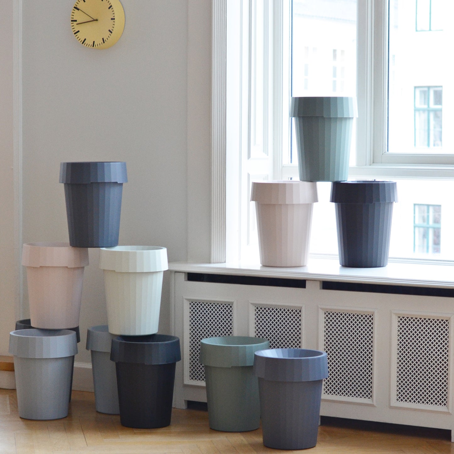 HAY Shade Bin Papierkorb 14 l Kunststoff schwarz