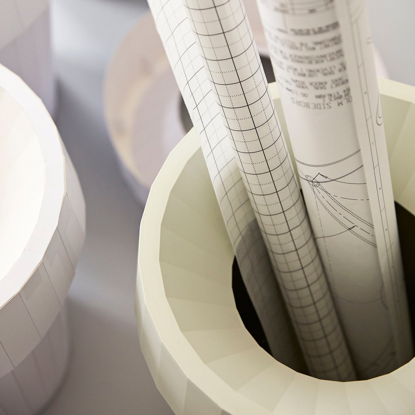 HAY Shade Bin Papierkorb 14 l Kunststoff schwarz