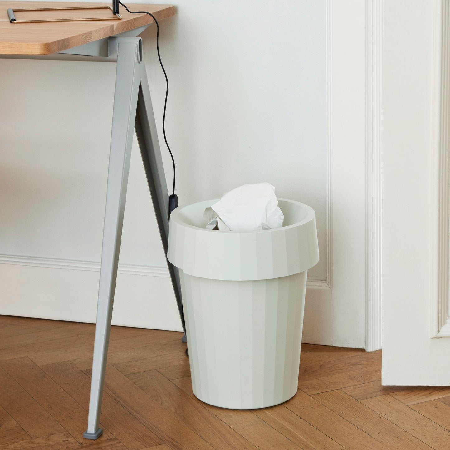 HAY Shade Bin Papierkorb 14 l Kunststoff schwarz