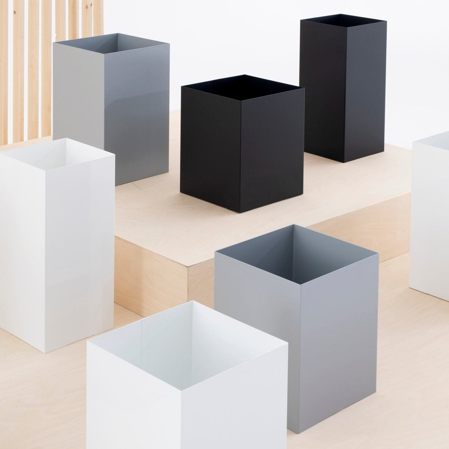 Cascando Square Papierkorb quadratisch 25 x 25 cm Metall silber