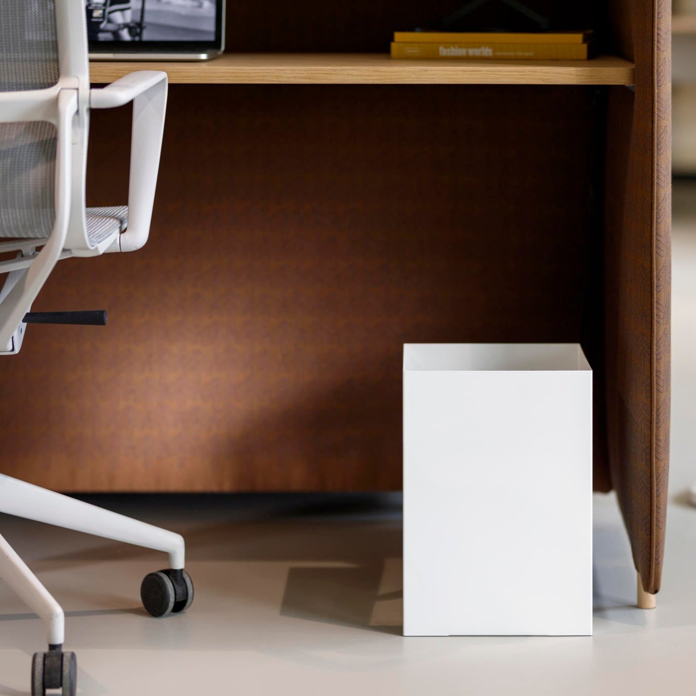 Cascando Square Papierkorb quadratisch 25 x 25 cm Metall silber