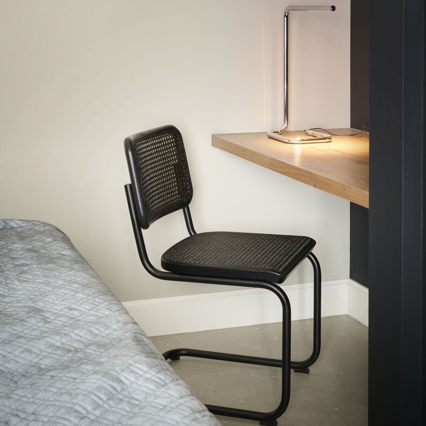 Thonet S 32 V Freischwinger Stuhl Sitz & Rücken Rohrgeflecht