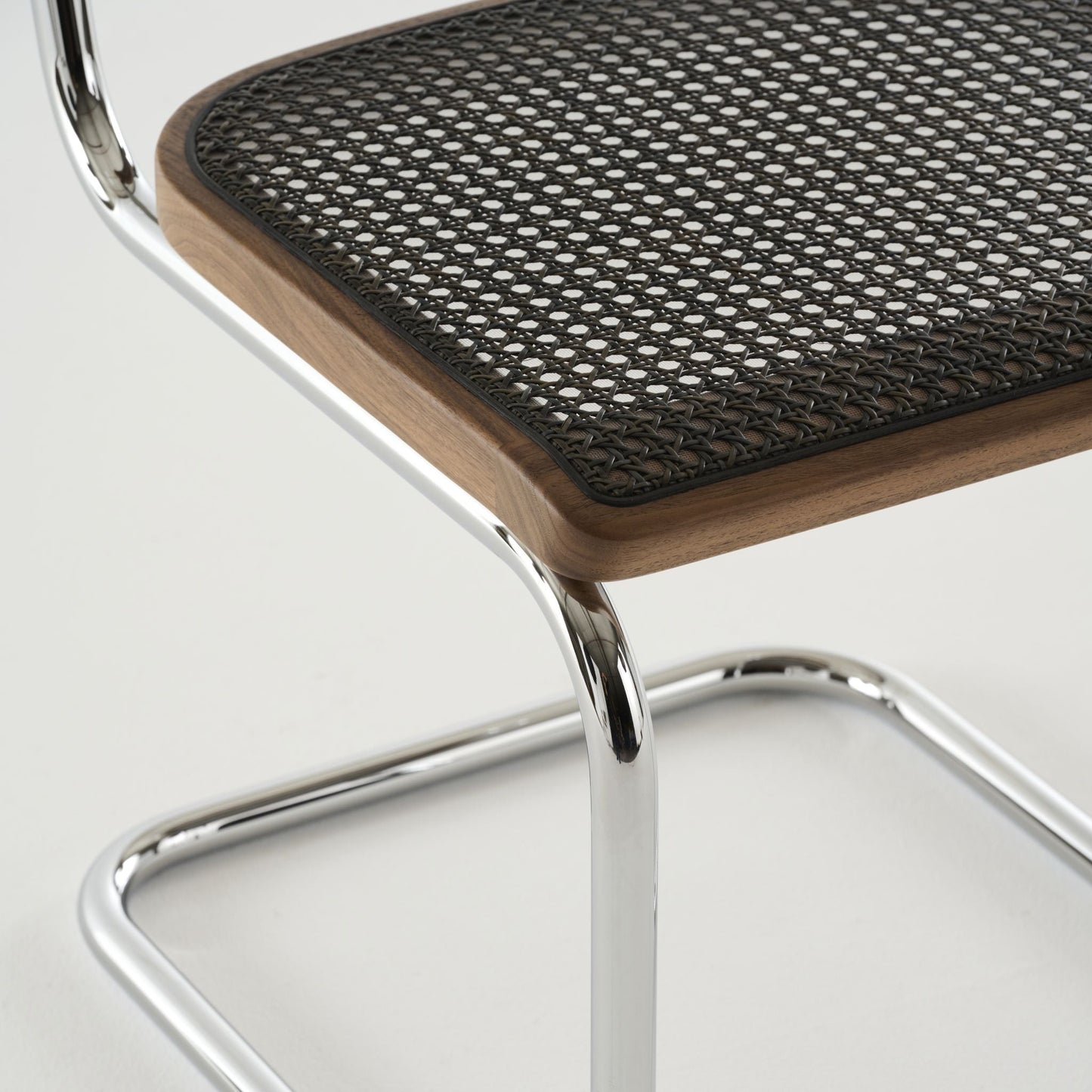 Thonet S 32 V Freischwinger Stuhl Sitz & Rücken Rohrgeflecht