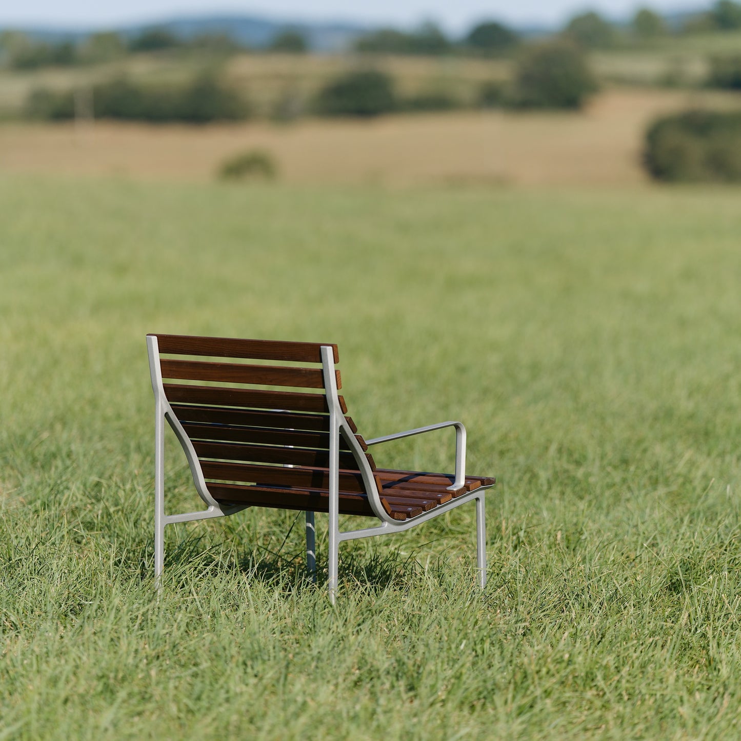 HAY Traverse Lounge Armchair Outdoor Armlehnenstuhl Esche geölt / Aluminium