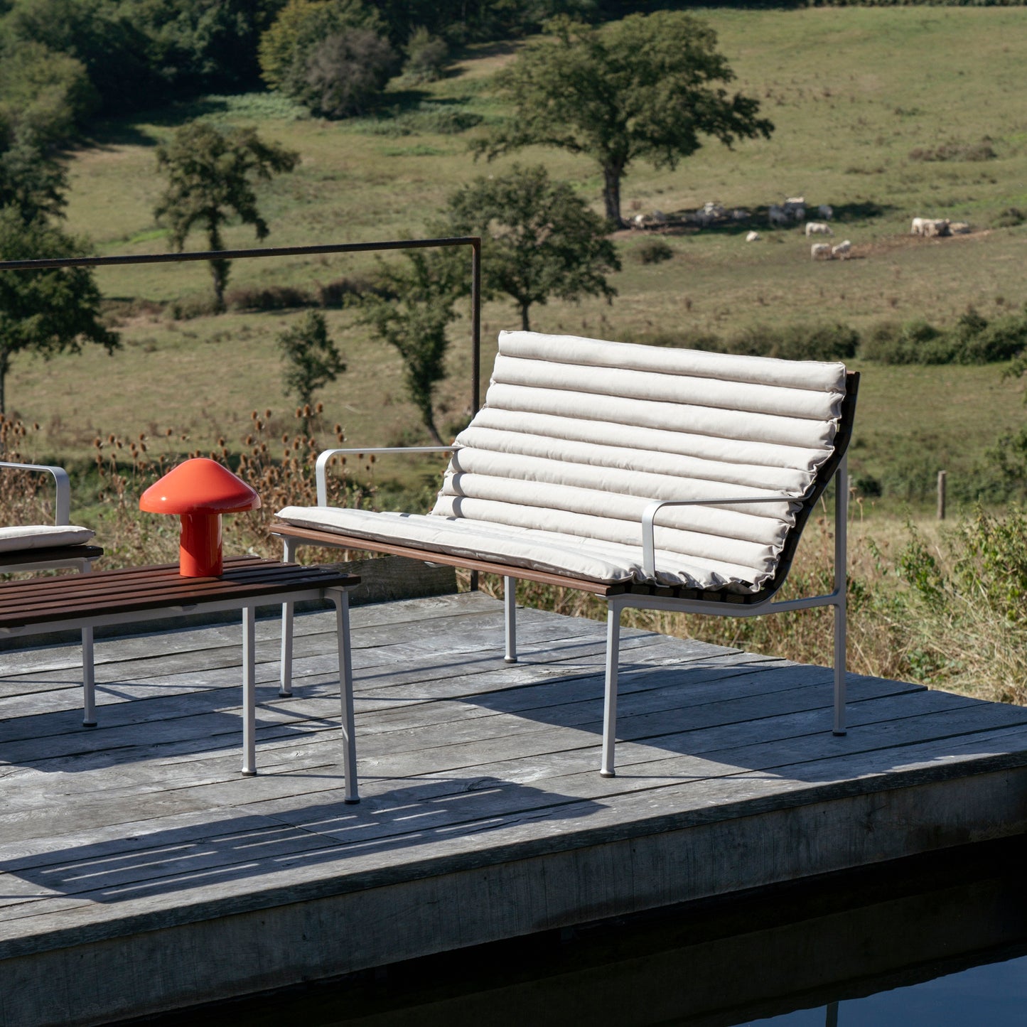 HAY Traverse Lounge Bench Outdoor Bank Esche geölt / Aluminium