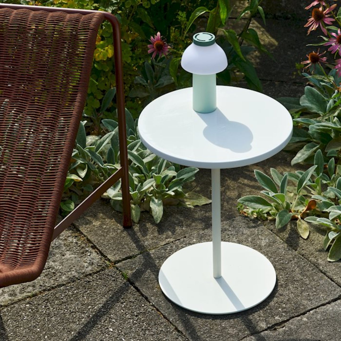 Hay Pyro Coffee Table Beistelltisch Platte Porzellan Fuß Stahl In- & Outdoor