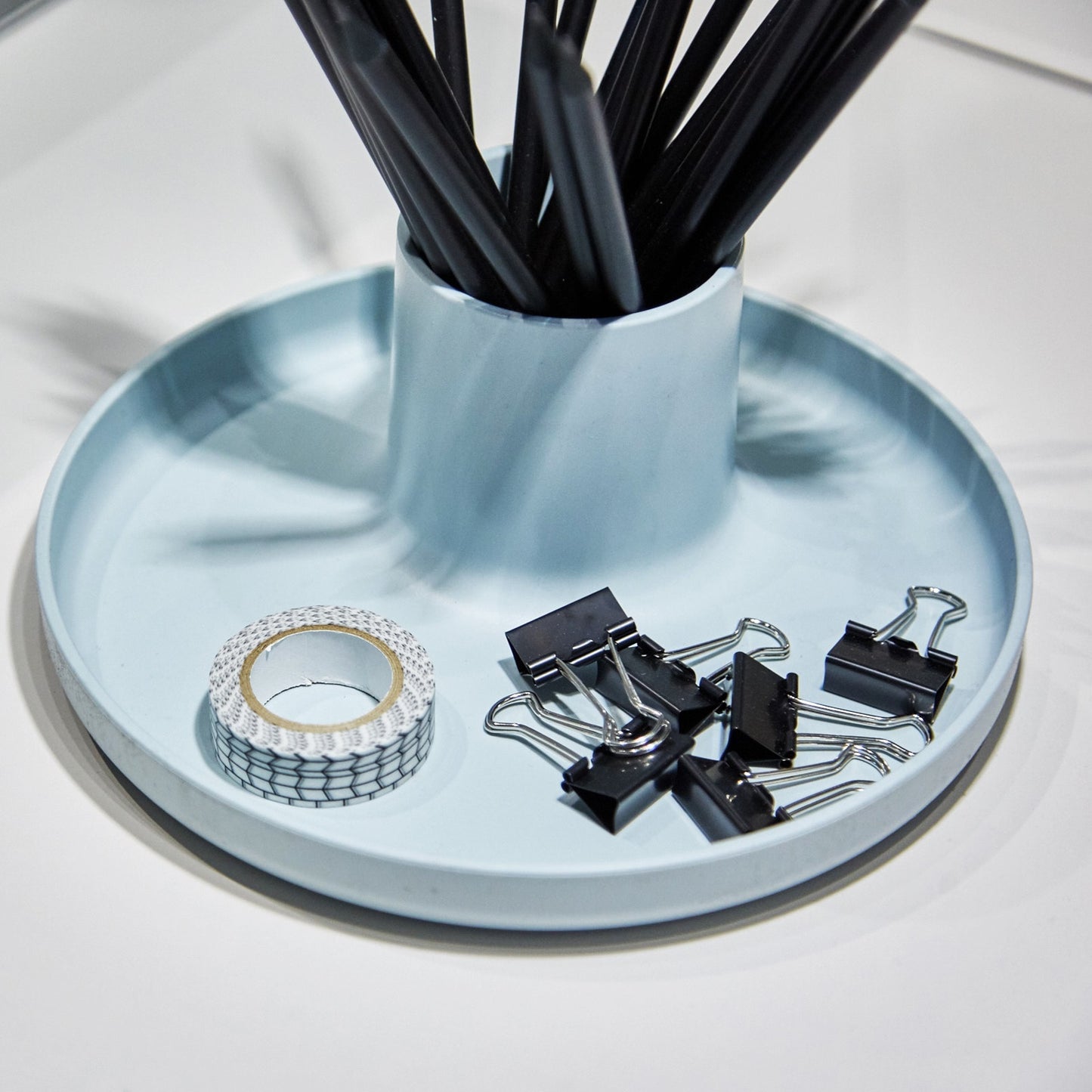 Vitra Office Accessoires O-Tidy Stiftehalter mit Tablet - Farbe wählbar