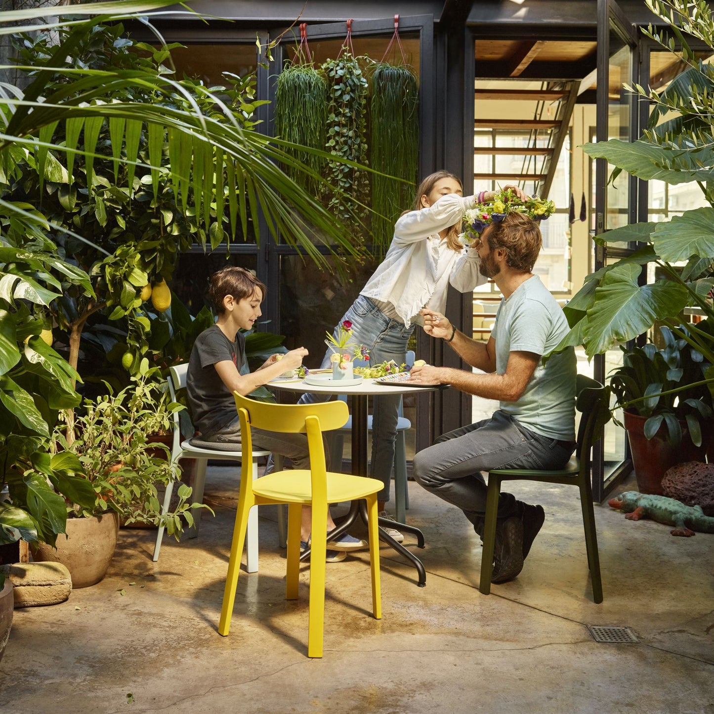 Vitra Belleville Table Bistrotisch rund oder eckig Indoor & Outdoor