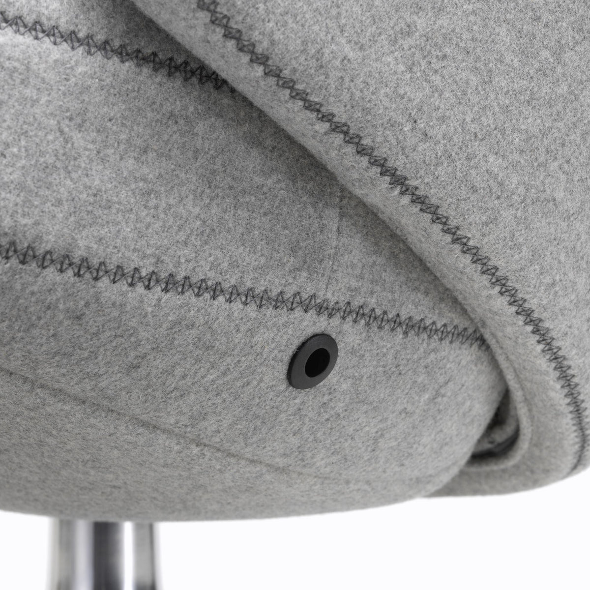 Vitra Repos Loungesessel drehbar mit Ottoman hoher Sessel & Hocker
