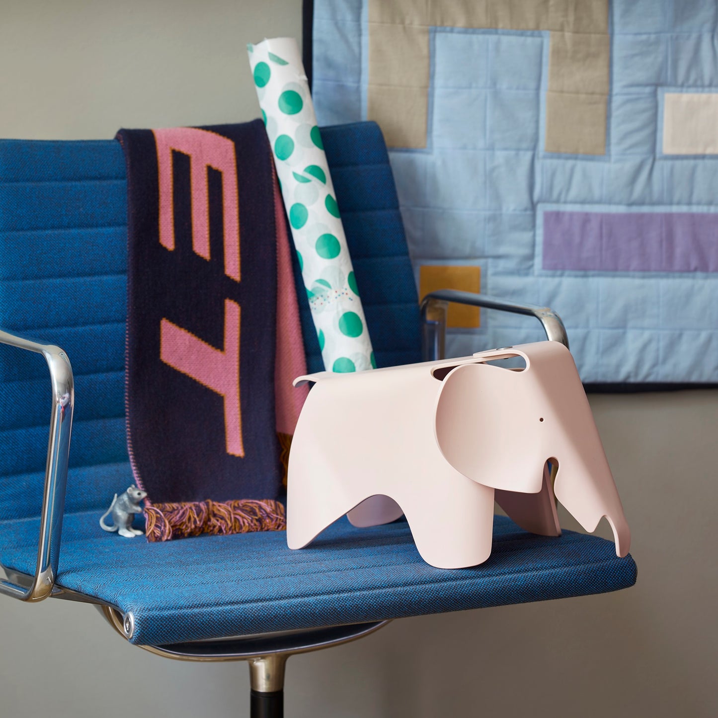 Vitra Eames Elephant small eisgrau Dekoobjekt klein