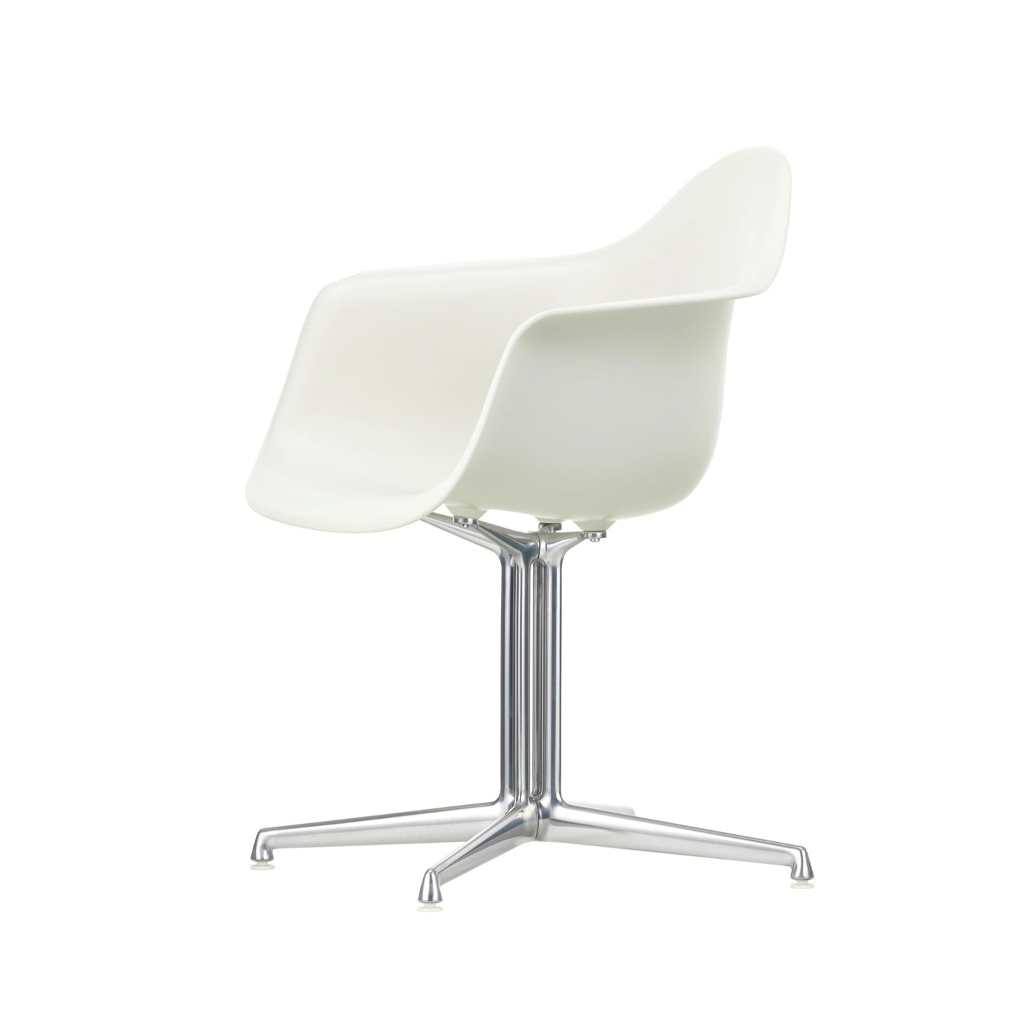Vitra Eames Plastic Armchair DAL RE recycelter Kunststoff La Fonda Base