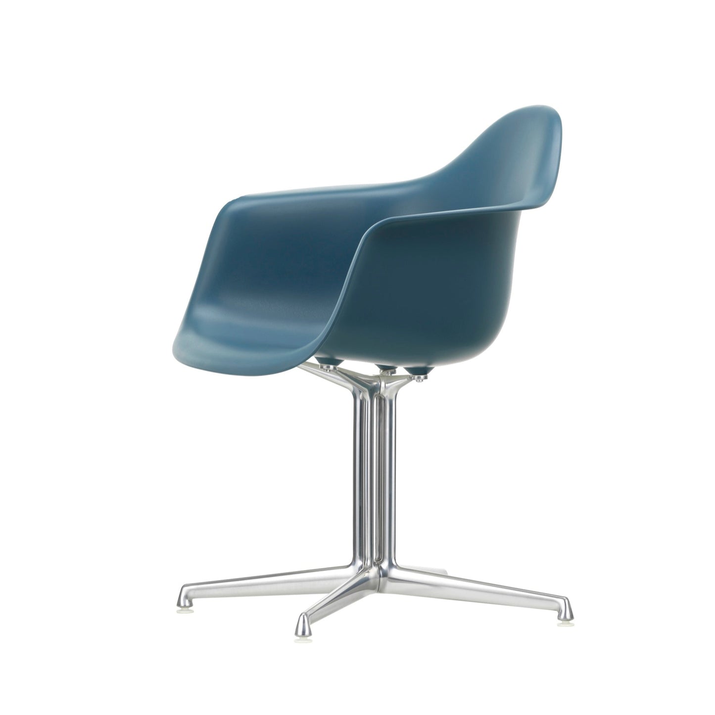 Vitra Eames Plastic Armchair DAL RE recycelter Kunststoff La Fonda Base